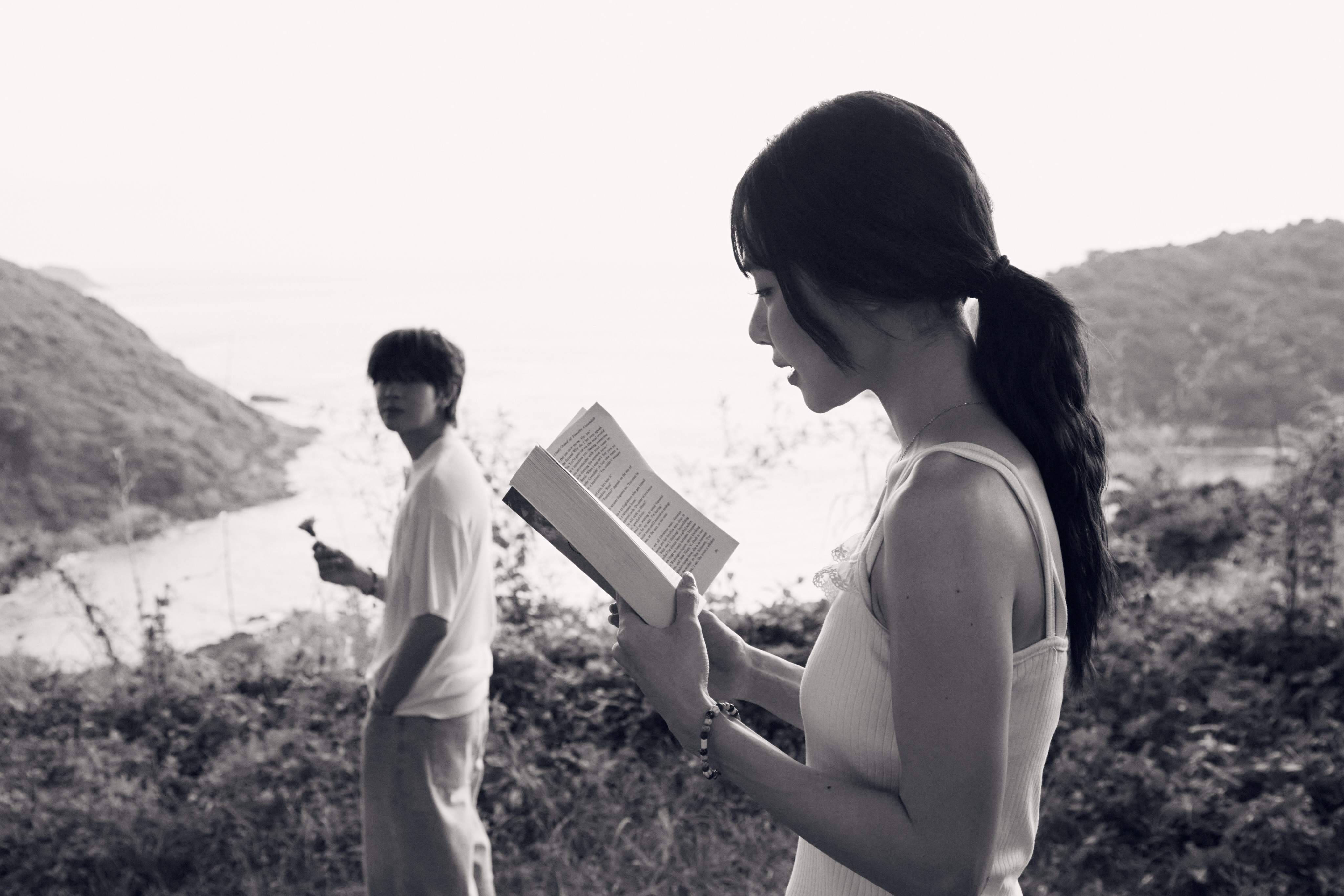 เฟิร์ส - วรรณกร เรืองรัตน์