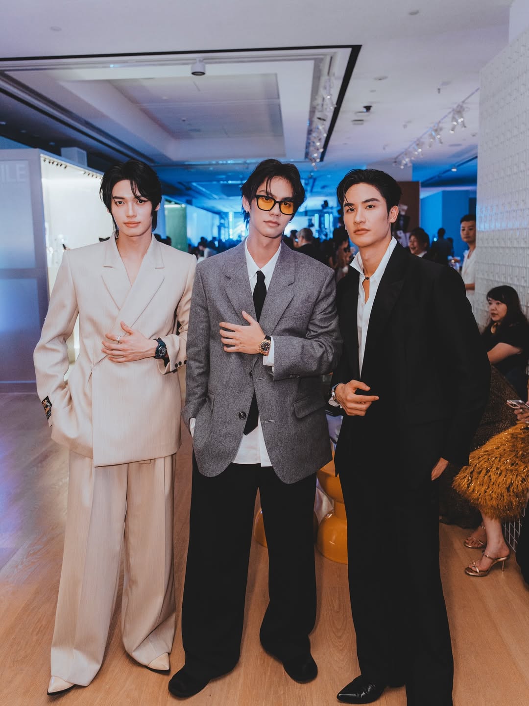 ไบร์ท - วชิรวิชญ์ ชีวอารี