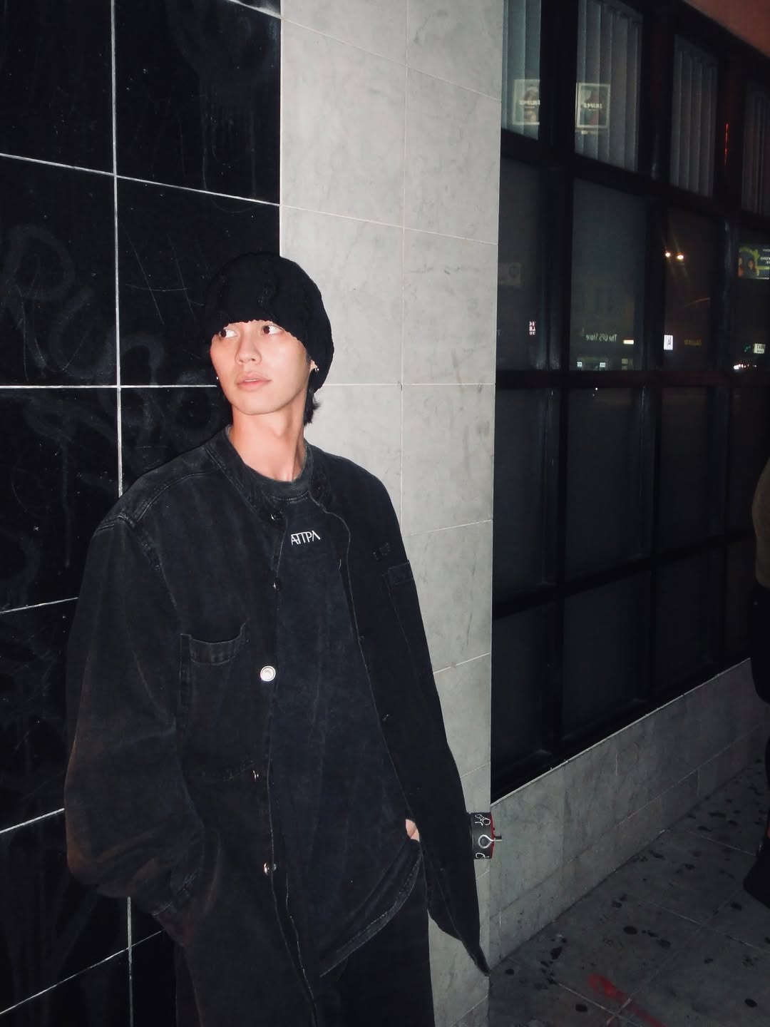 ไบร์ท - วชิรวิชญ์ ชีวอารี