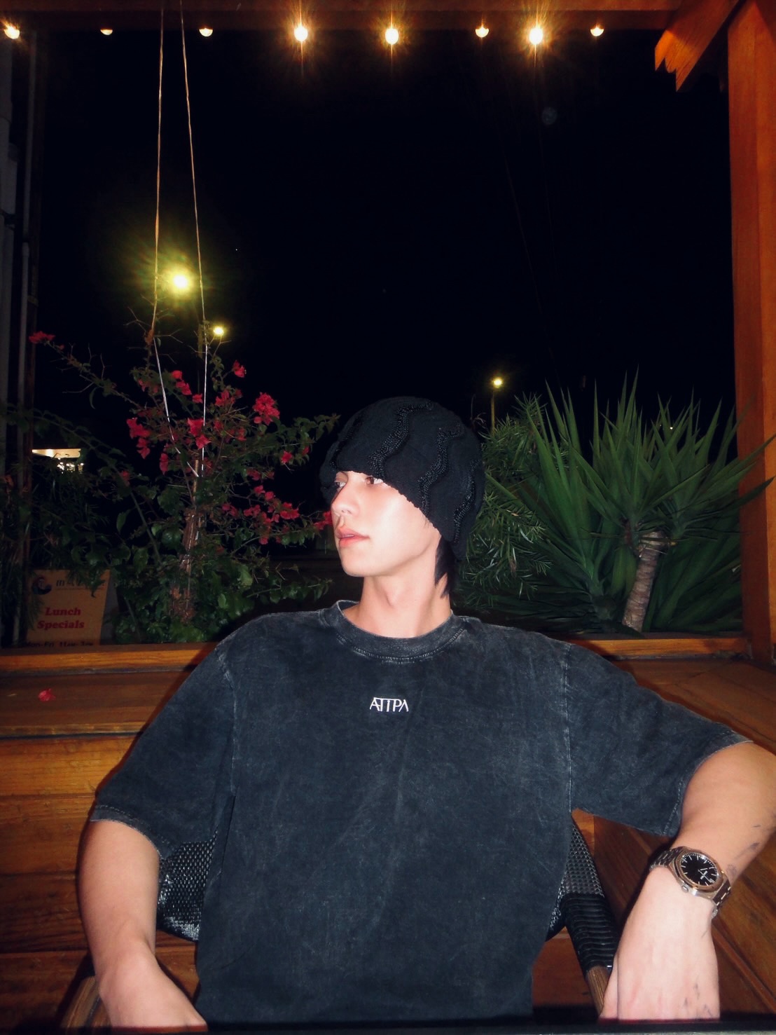 ไบร์ท - วชิรวิชญ์ ชีวอารี