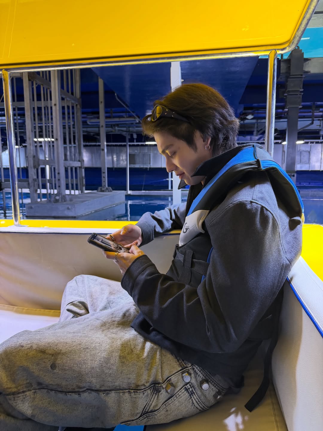 ไบร์ท - วชิรวิชญ์ ชีวอารี