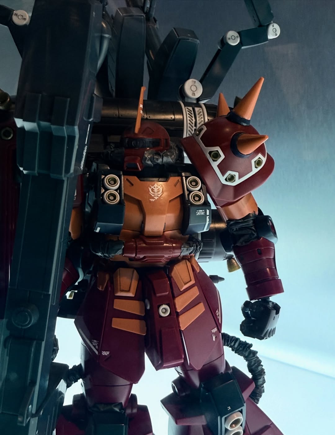 ไบร์ท - วชิรวิชญ์ ชีวอารี