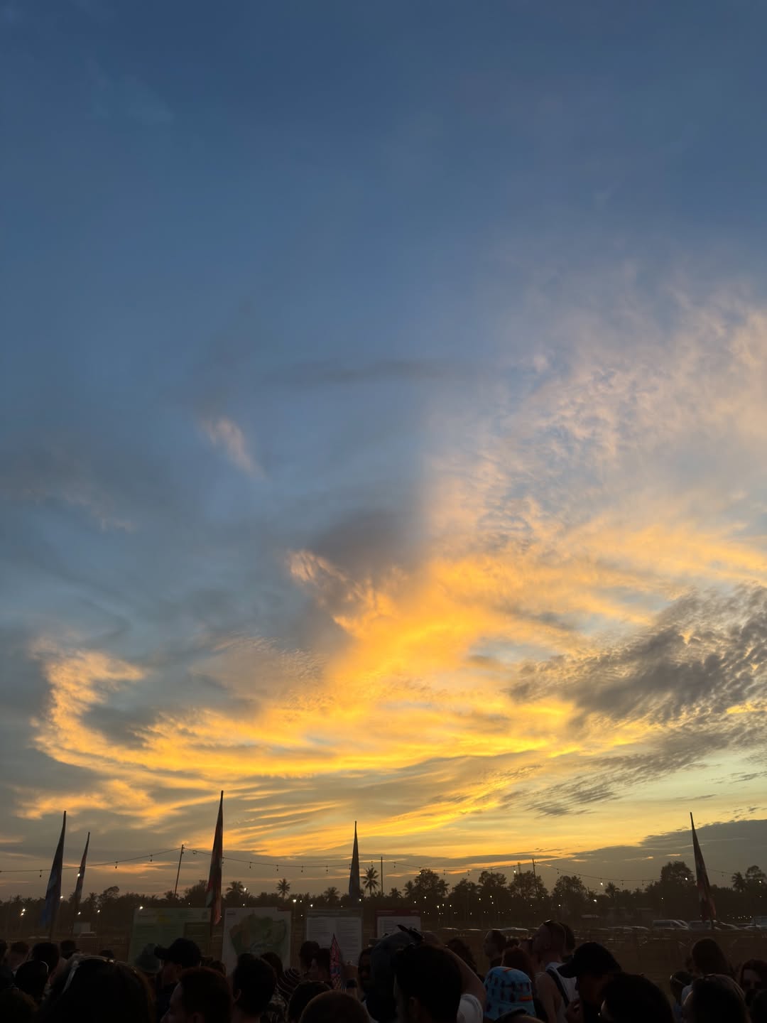 ไบร์ท - วชิรวิชญ์ ชีวอารี