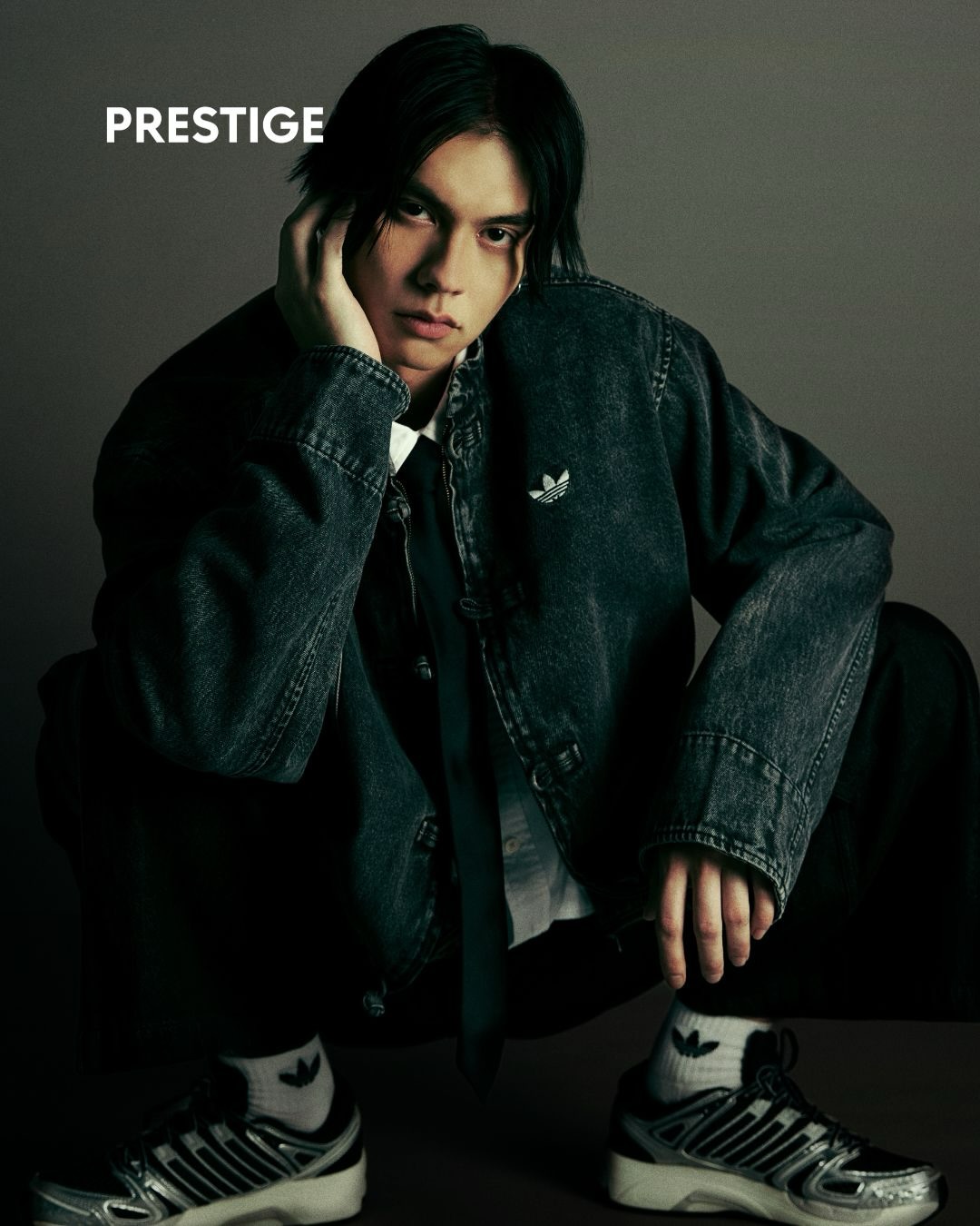 ไบร์ท - วชิรวิชญ์ ชีวอารี