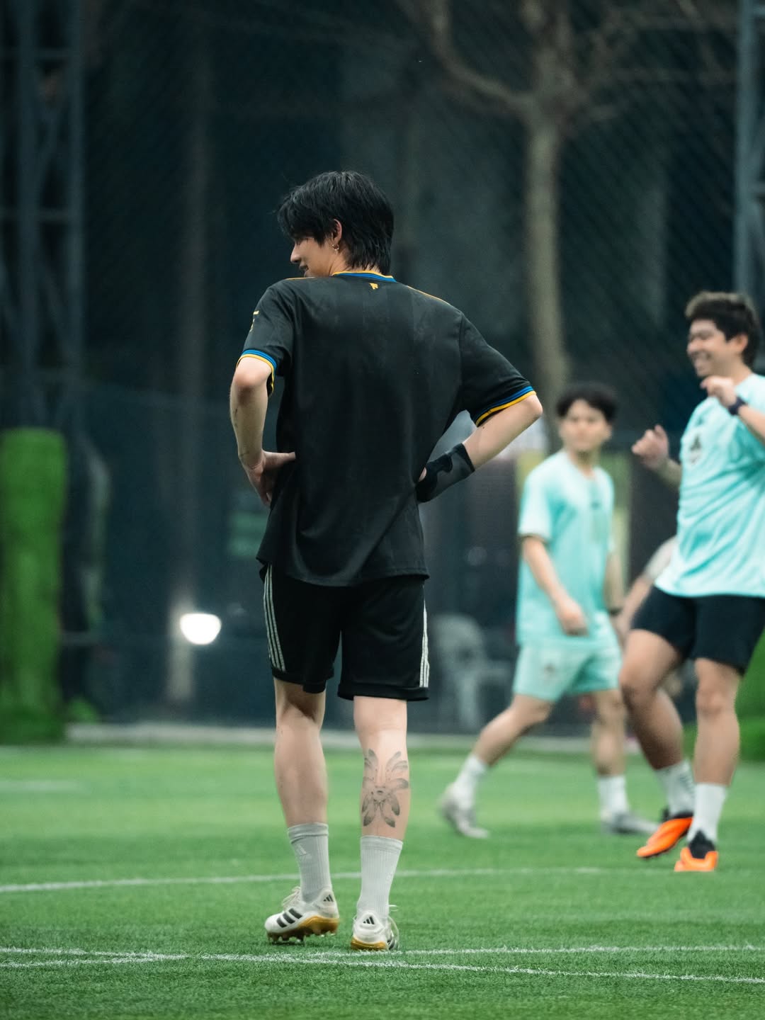 ไบร์ท - วชิรวิชญ์ ชีวอารี