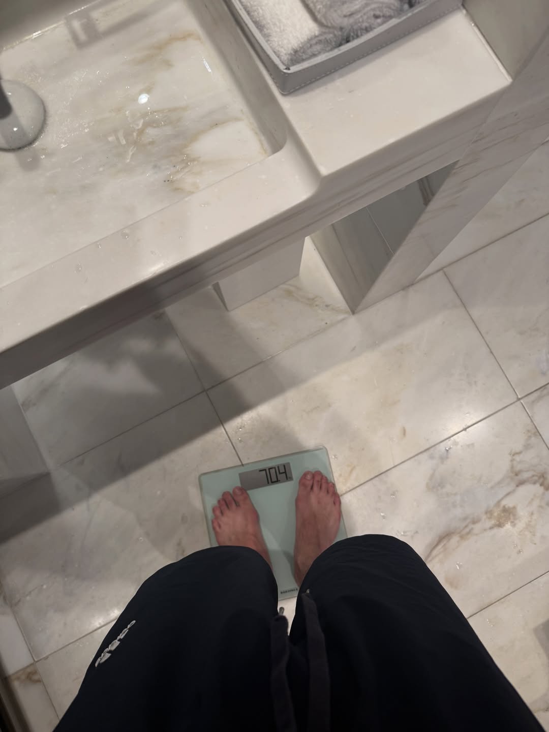 ไบร์ท - วชิรวิชญ์ ชีวอารี