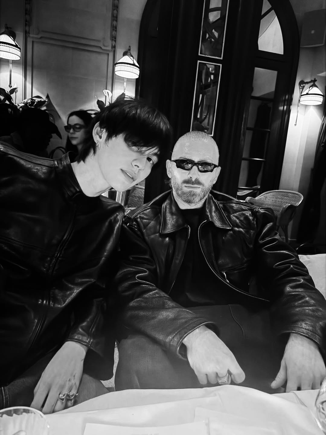 ไบร์ท - วชิรวิชญ์ ชีวอารี