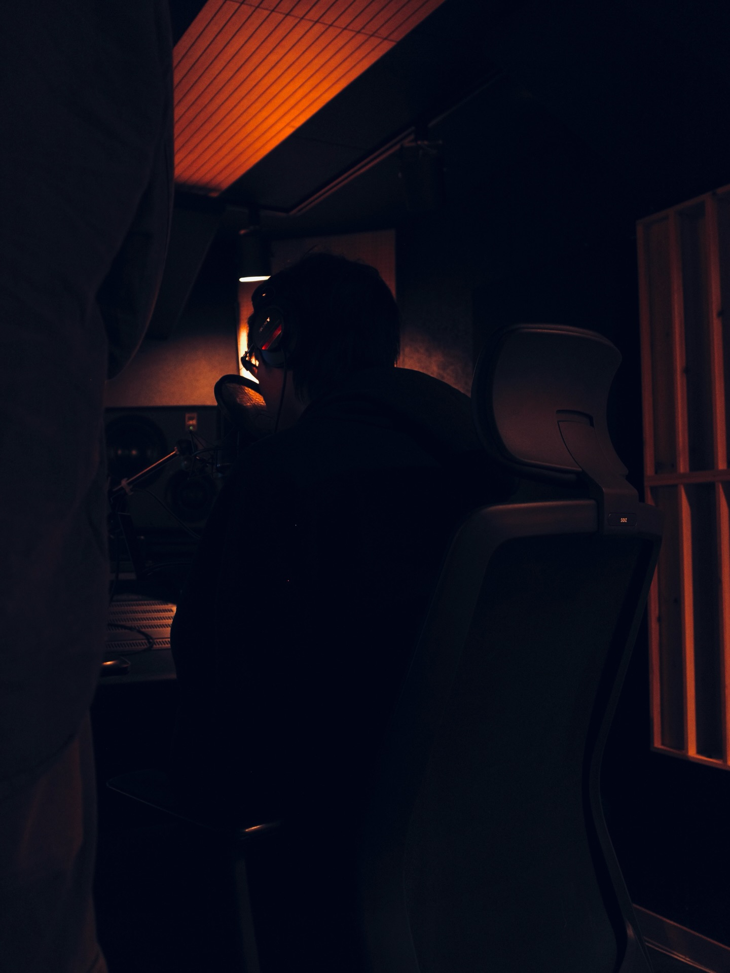 ไบร์ท - วชิรวิชญ์ ชีวอารี