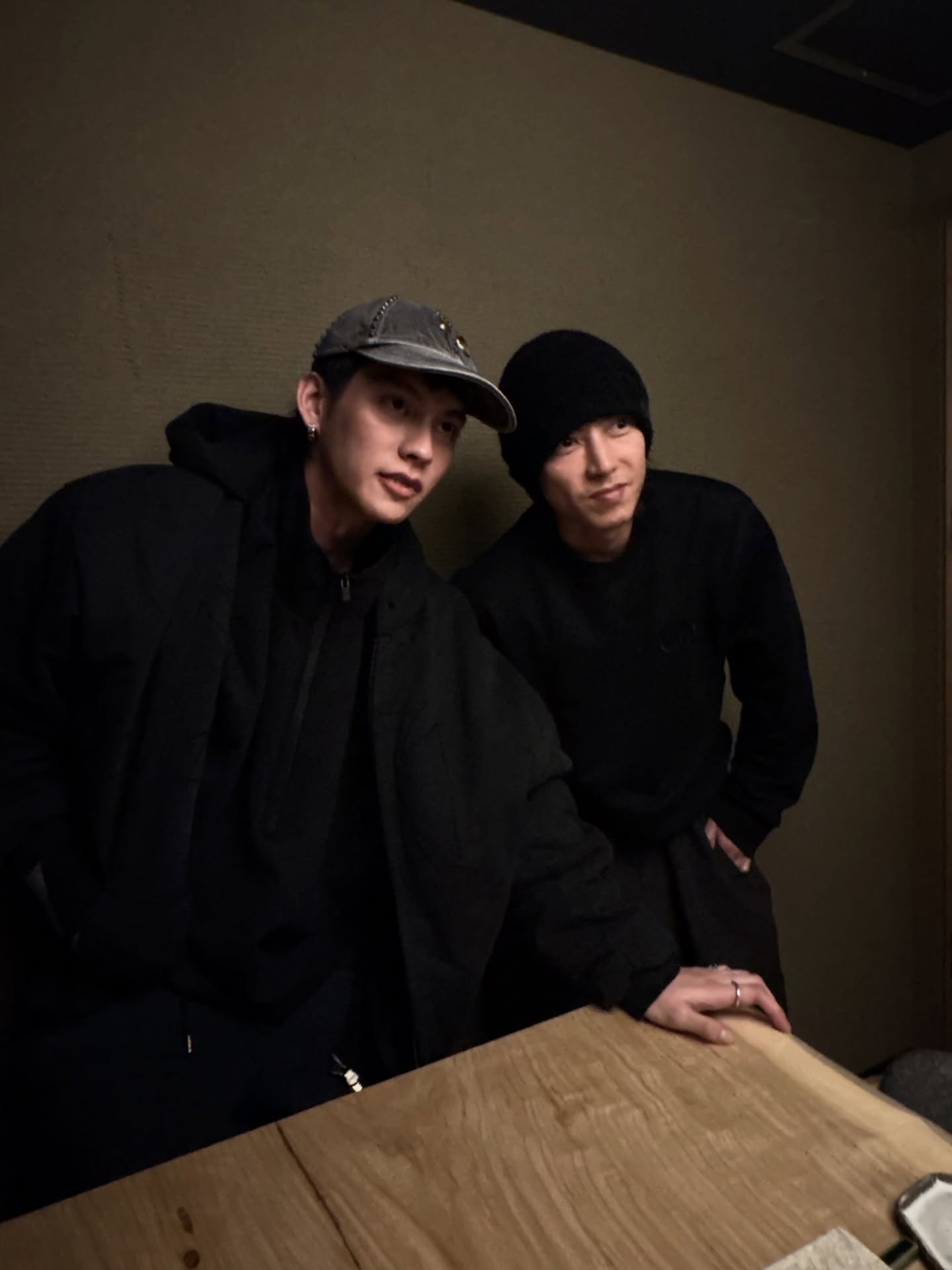 ไบร์ท - วชิรวิชญ์ ชีวอารี