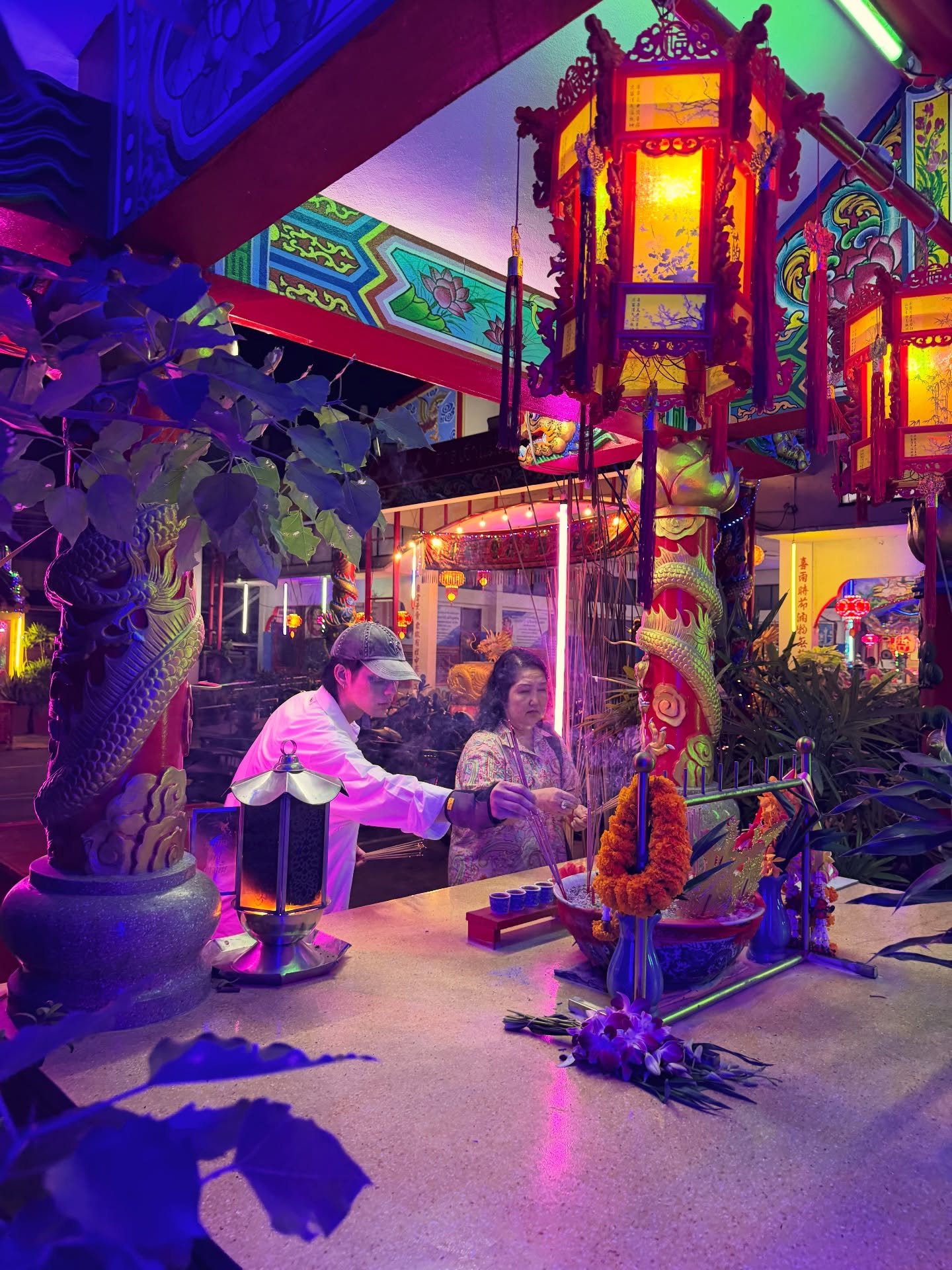 ไบร์ท - วชิรวิชญ์ ชีวอารี