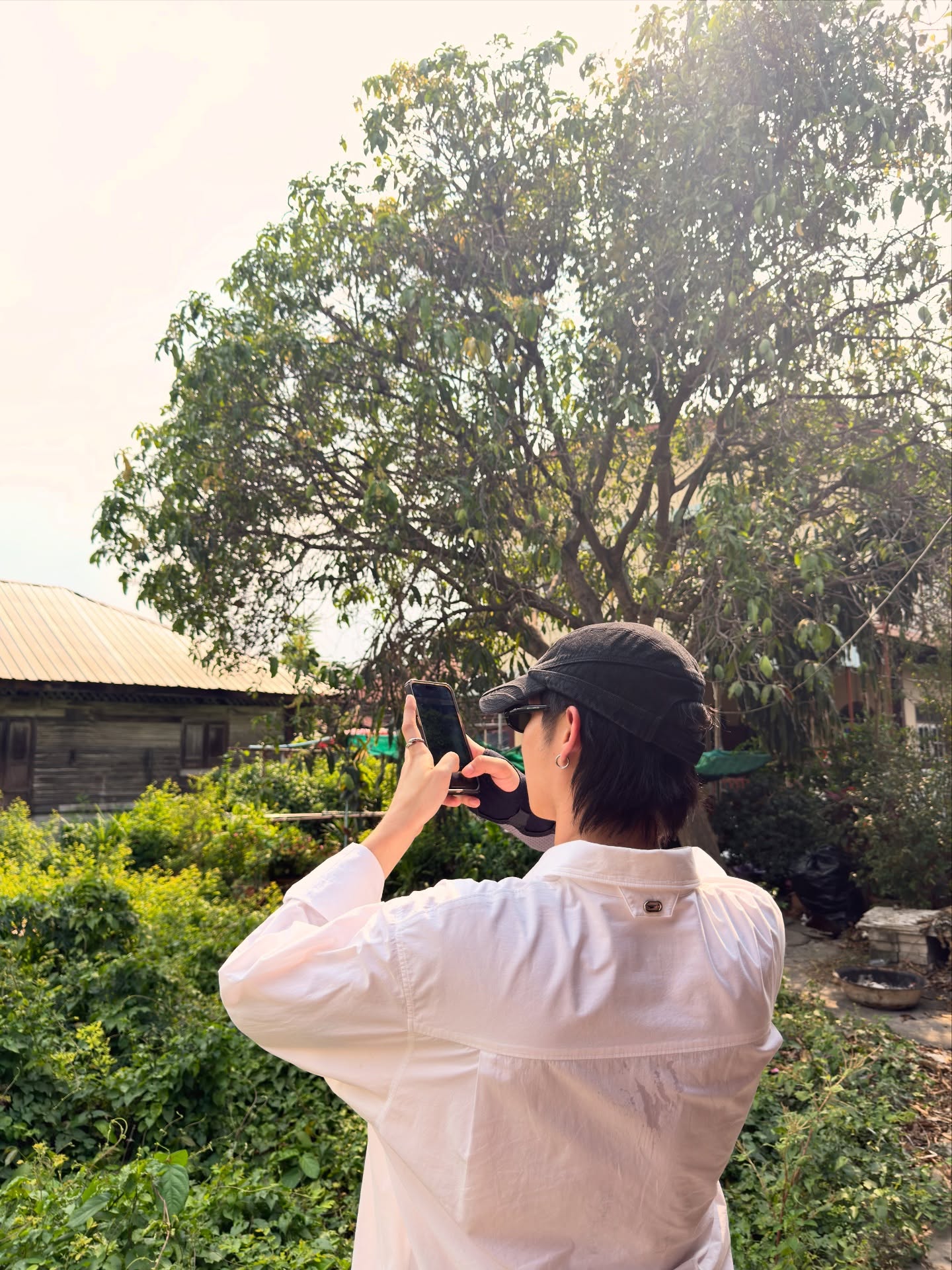 ไบร์ท - วชิรวิชญ์ ชีวอารี