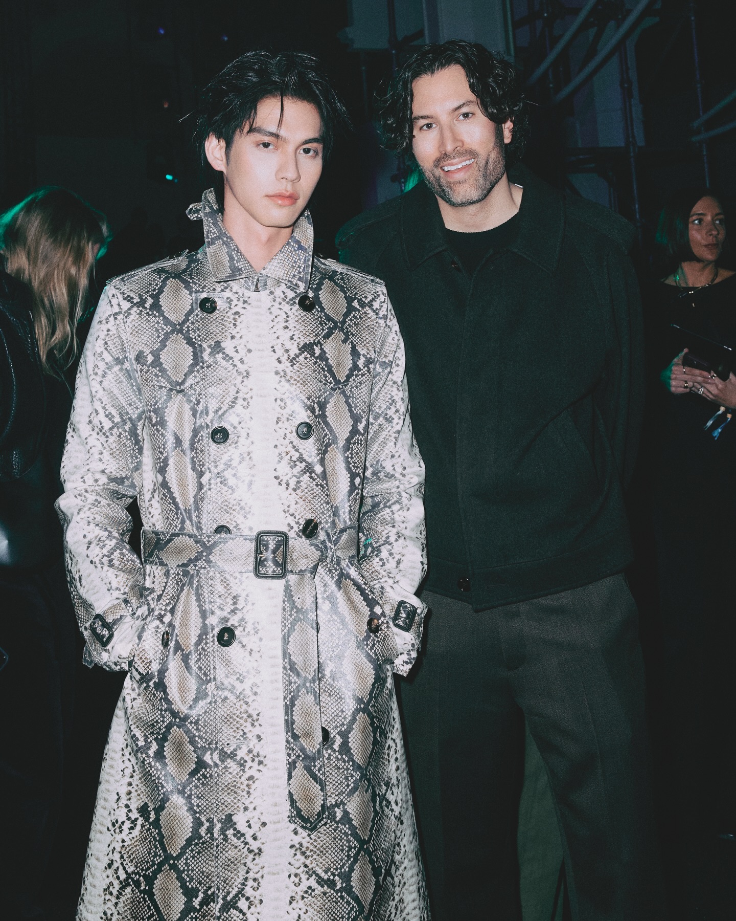 ไบร์ท - วชิรวิชญ์ ชีวอารี