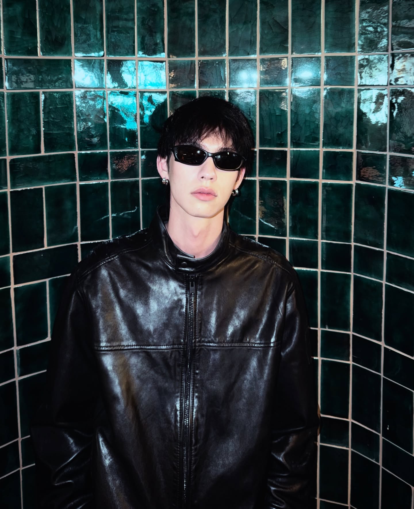 ไบร์ท - วชิรวิชญ์ ชีวอารี