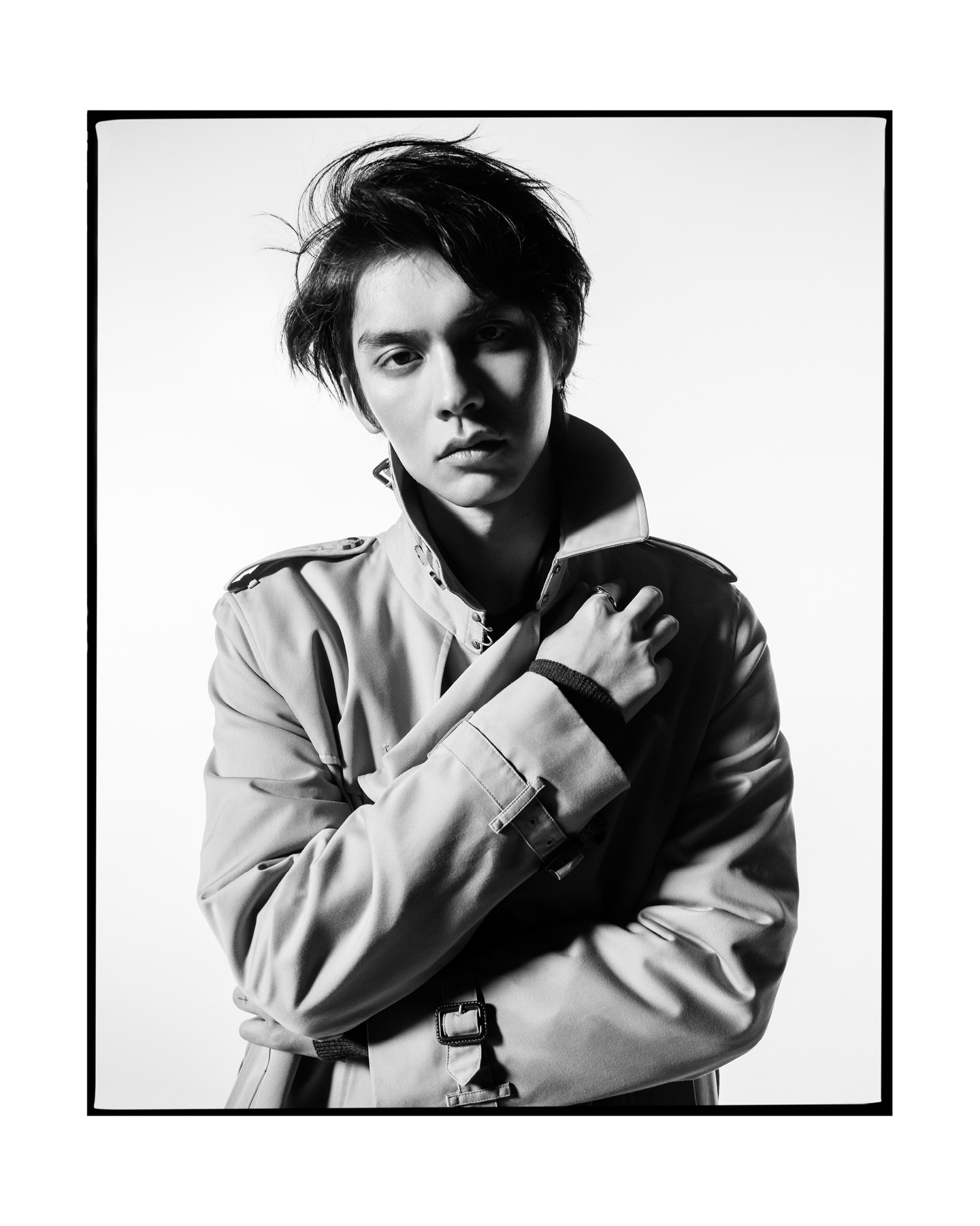 ไบร์ท - วชิรวิชญ์ ชีวอารี