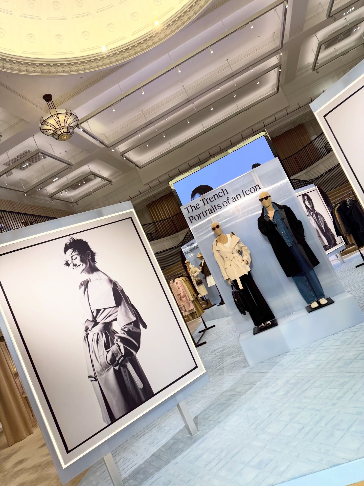 ไบร์ท - วชิรวิชญ์ ชีวอารี