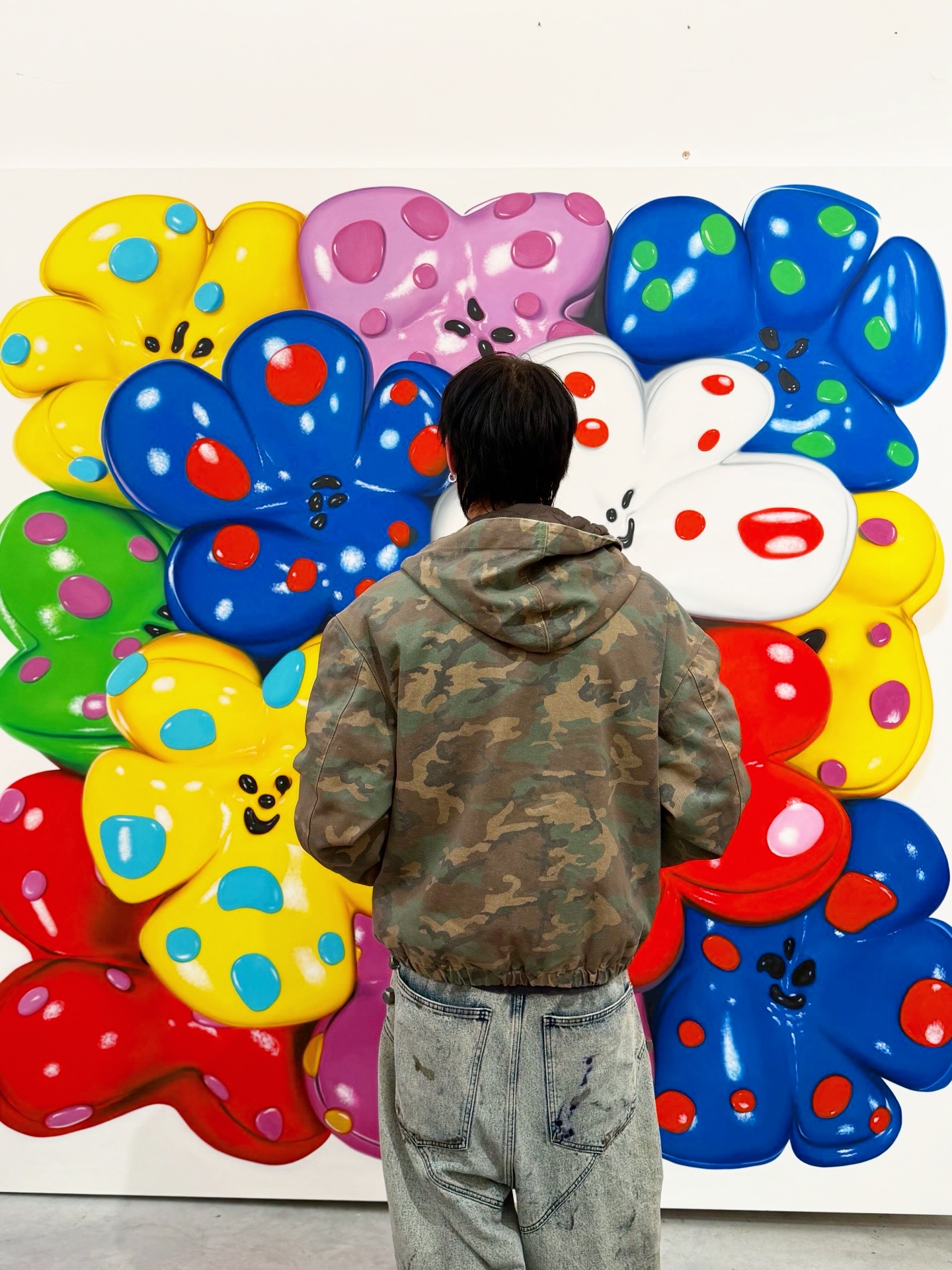 ไบร์ท - วชิรวิชญ์ ชีวอารี