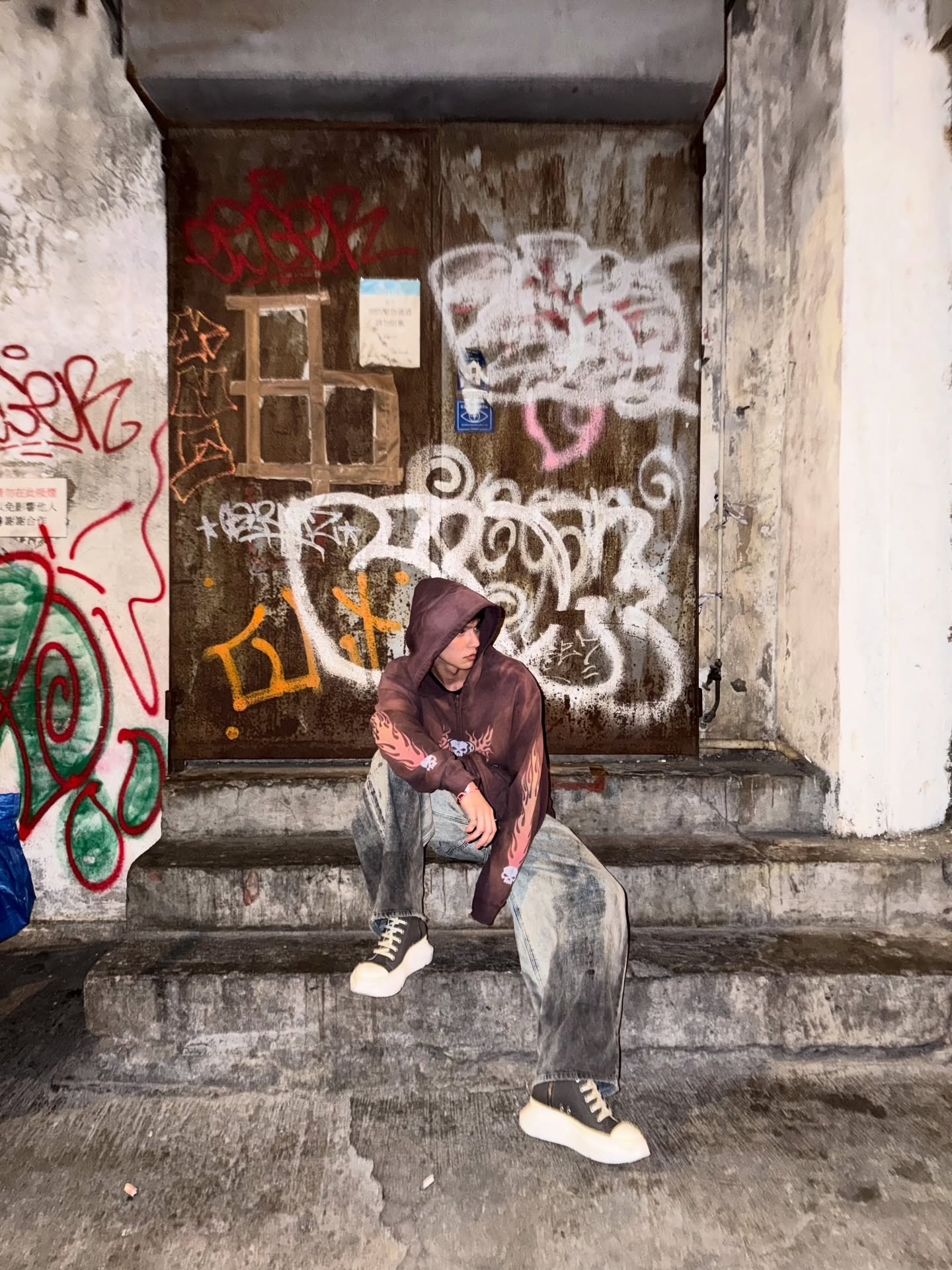 ไบร์ท - วชิรวิชญ์ ชีวอารี