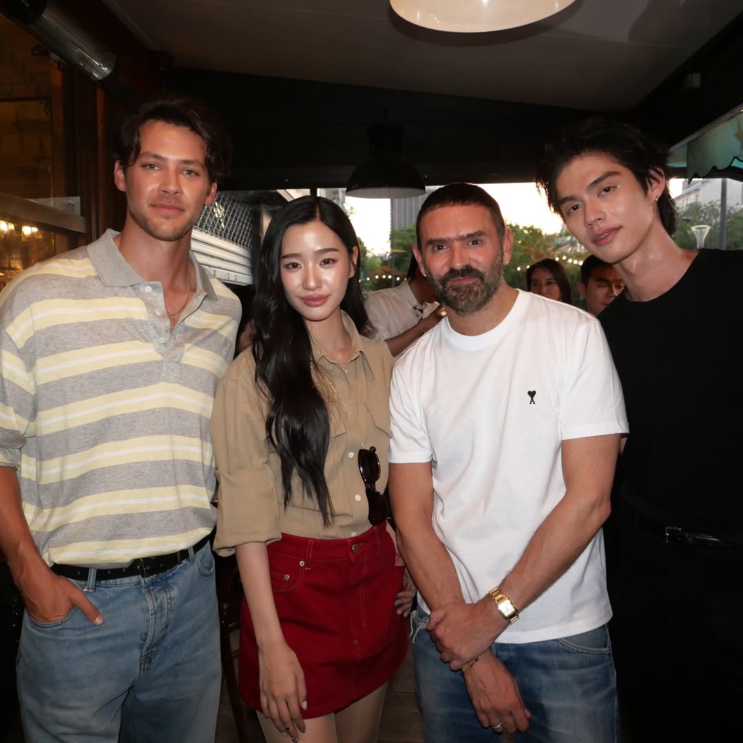 ไบร์ท - วชิรวิชญ์ ชีวอารี