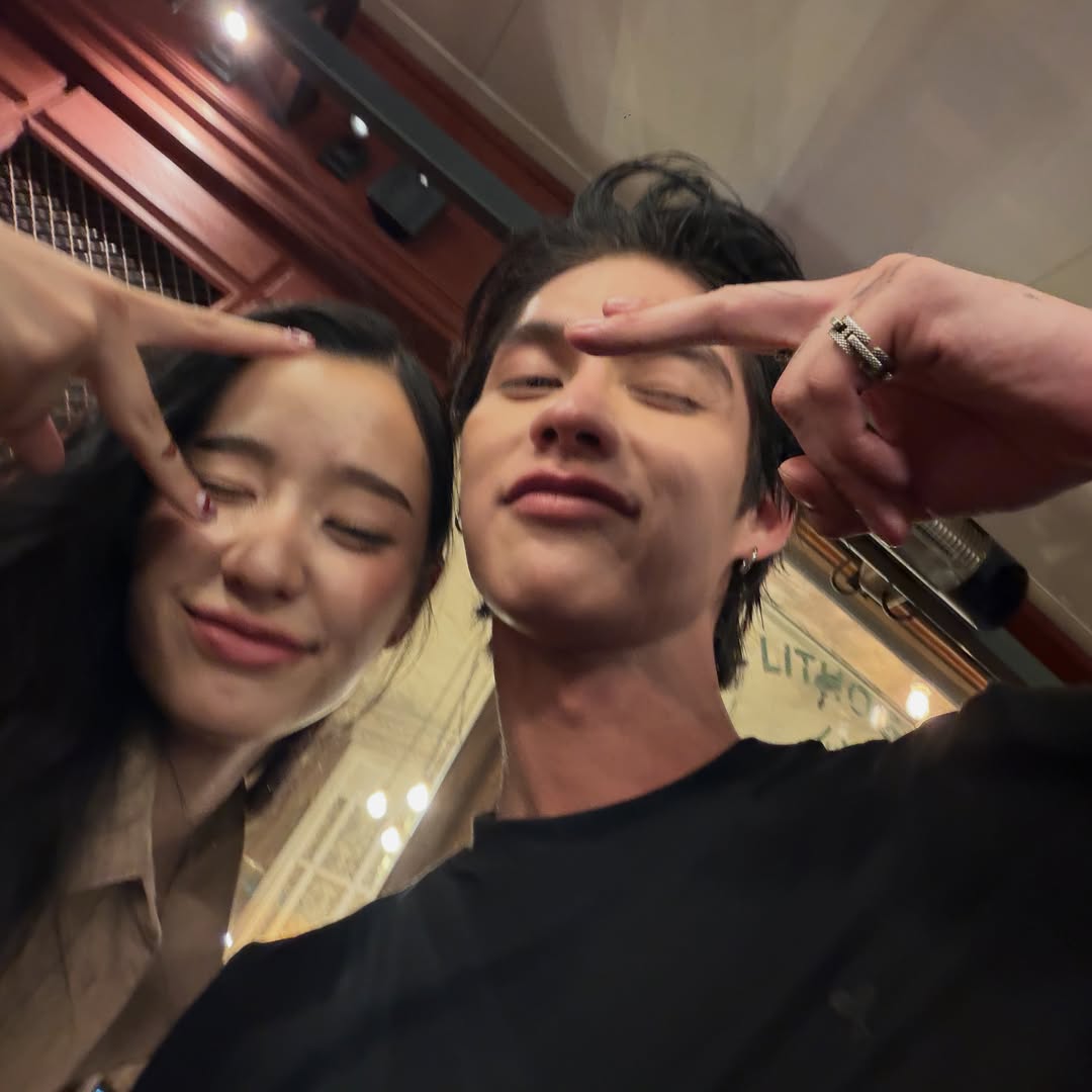 ไบร์ท - วชิรวิชญ์ ชีวอารี