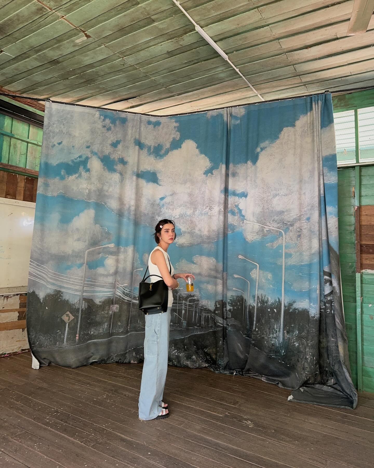 ซาร่า เล็กจ์