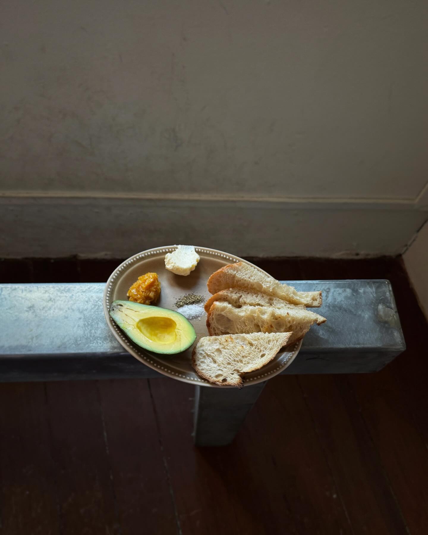 ซาร่า เล็กจ์