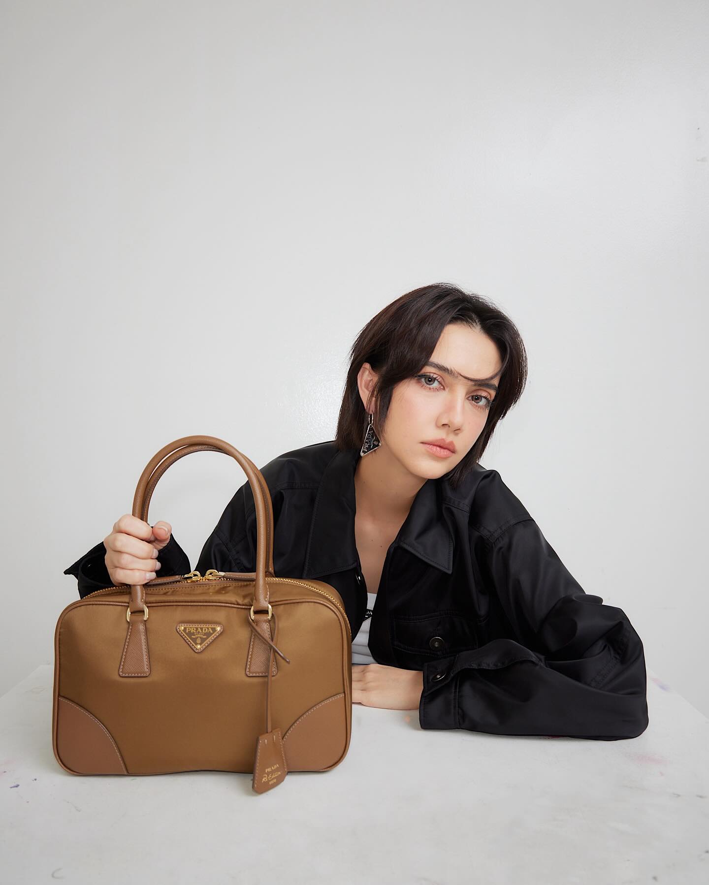 ซาร่า เล็กจ์