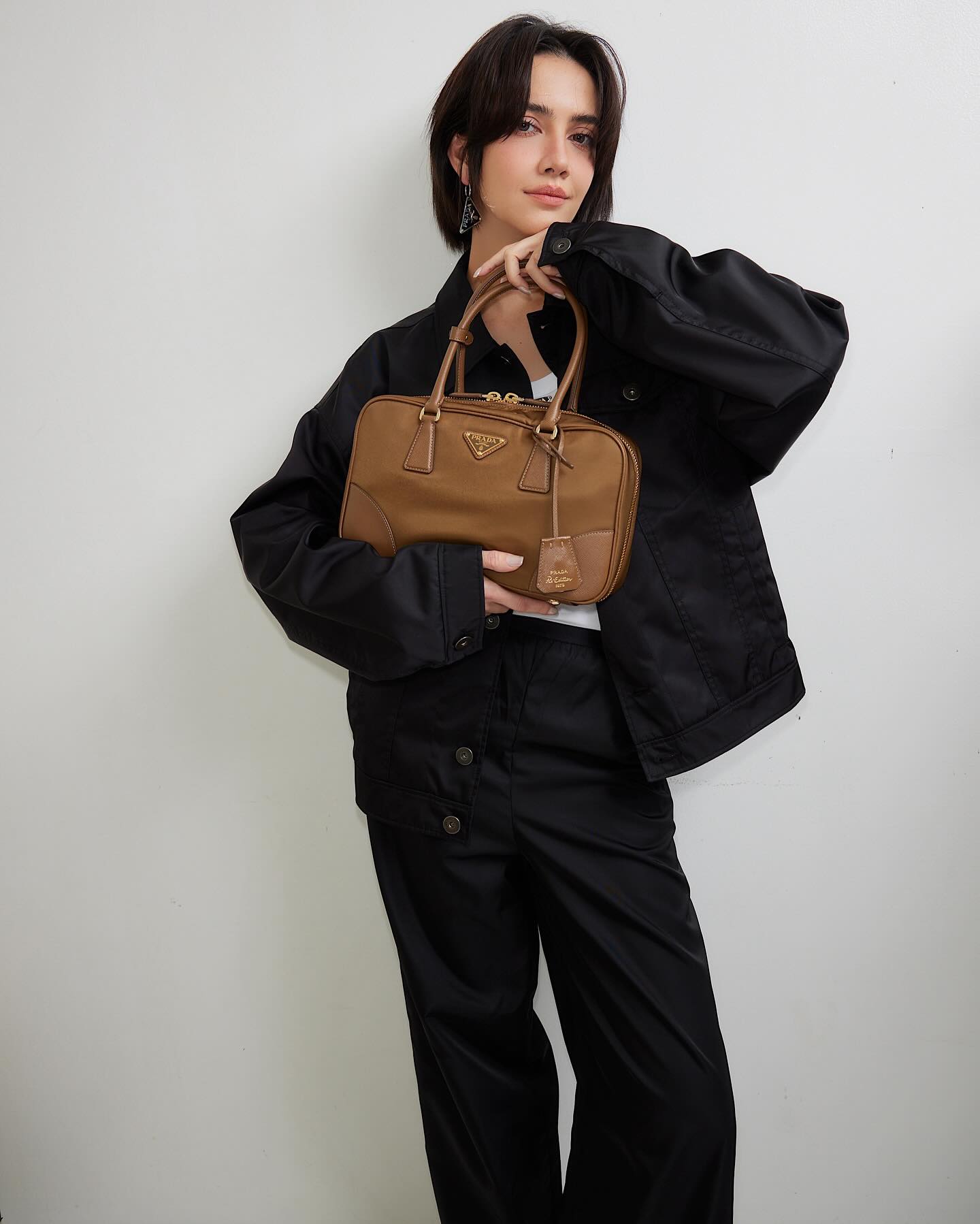 ซาร่า เล็กจ์