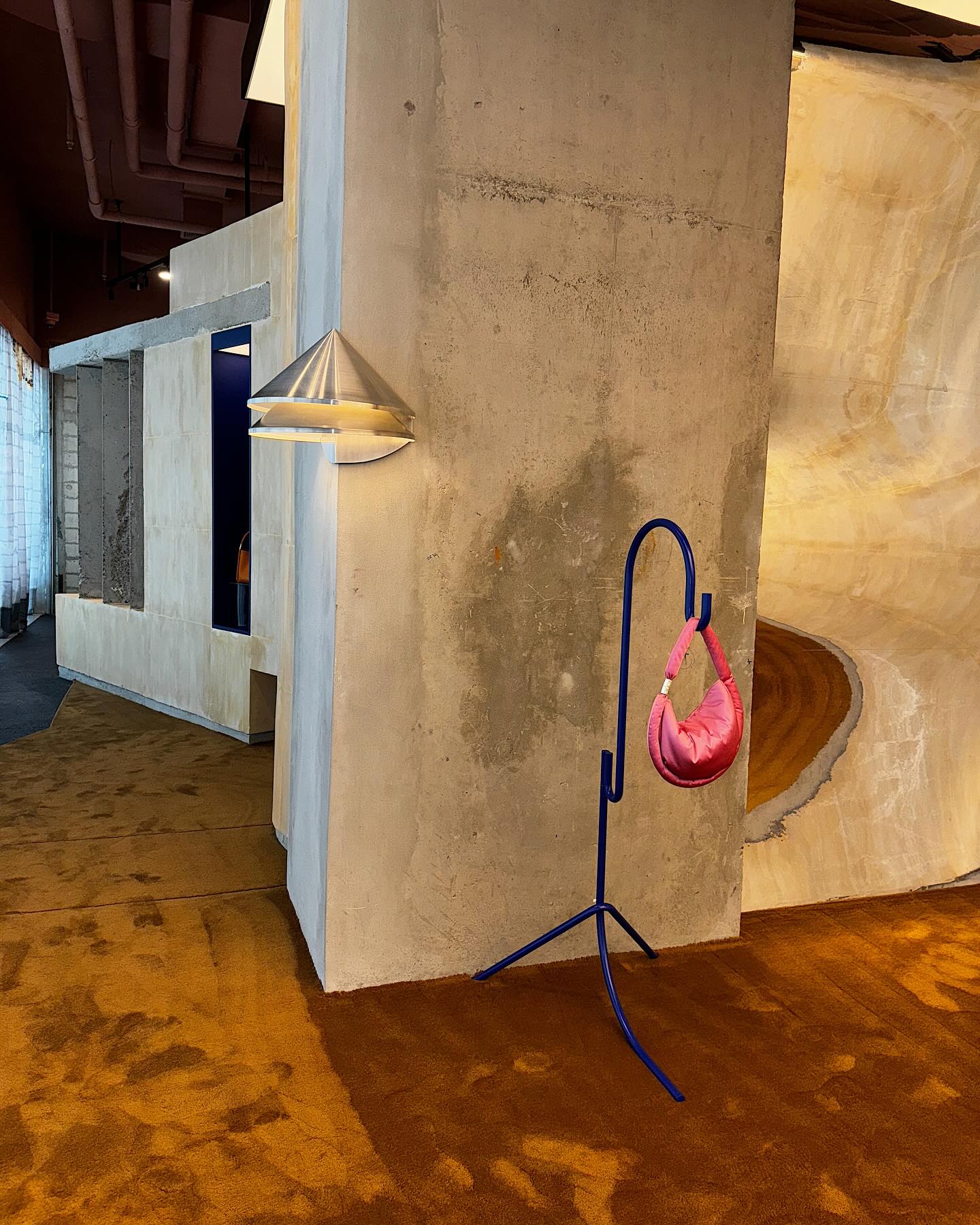 ซาร่า เล็กจ์