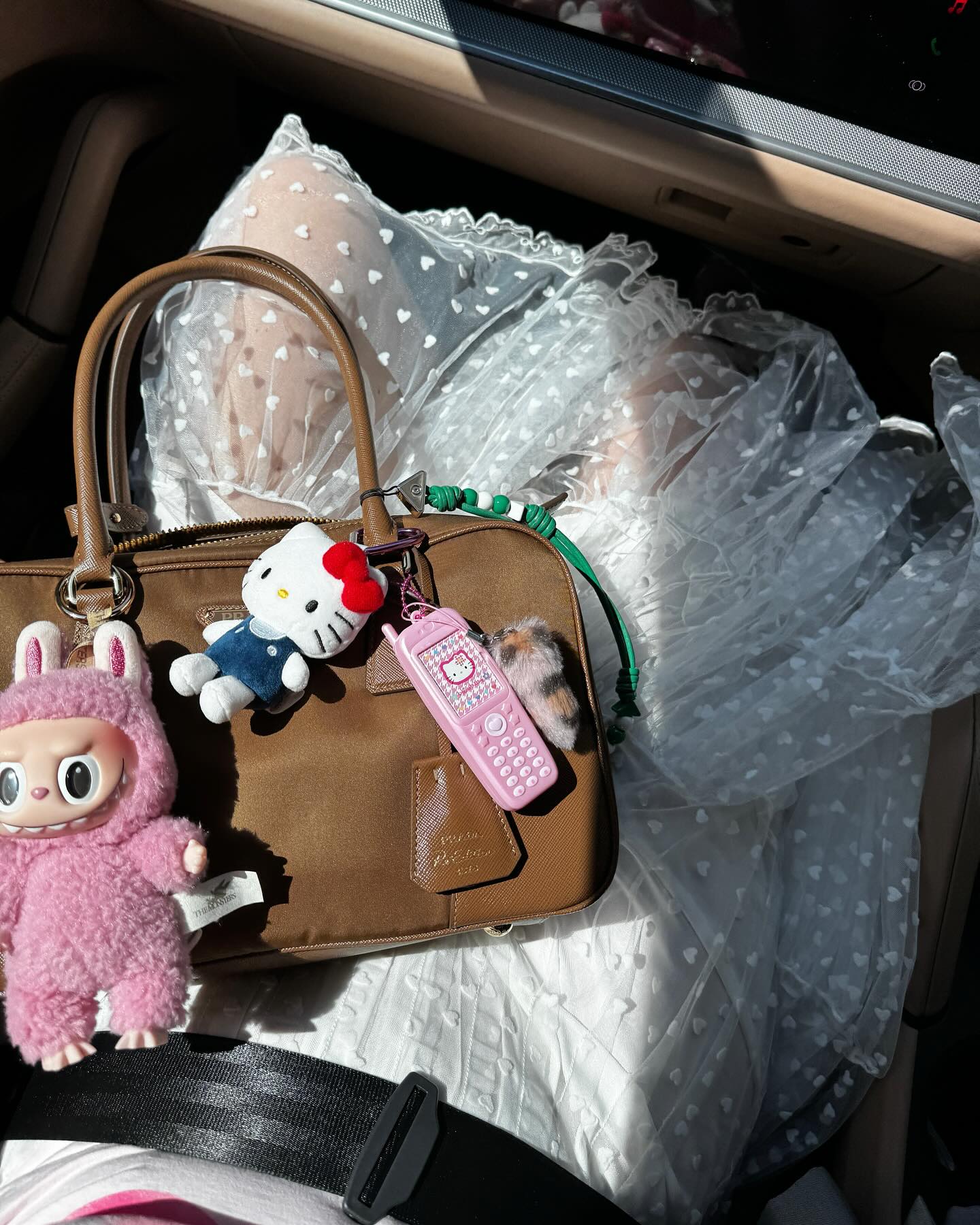 ซาร่า เล็กจ์