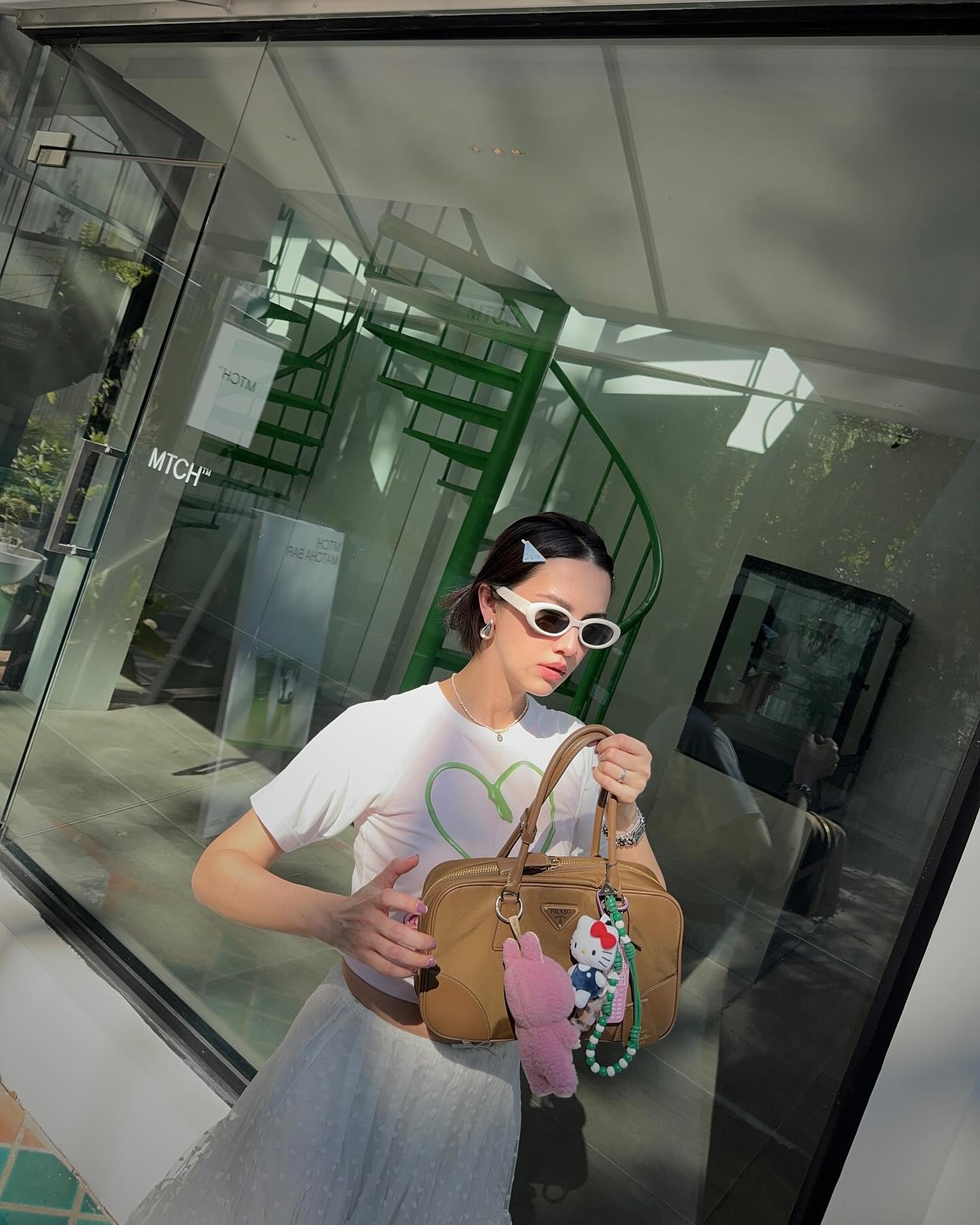 ซาร่า เล็กจ์