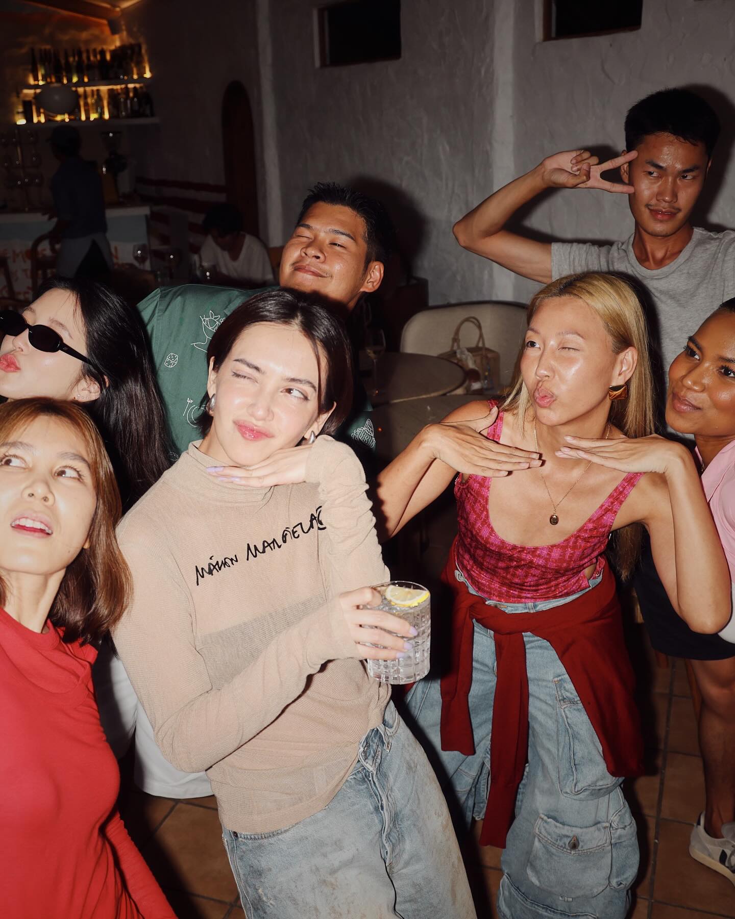 ซาร่า เล็กจ์