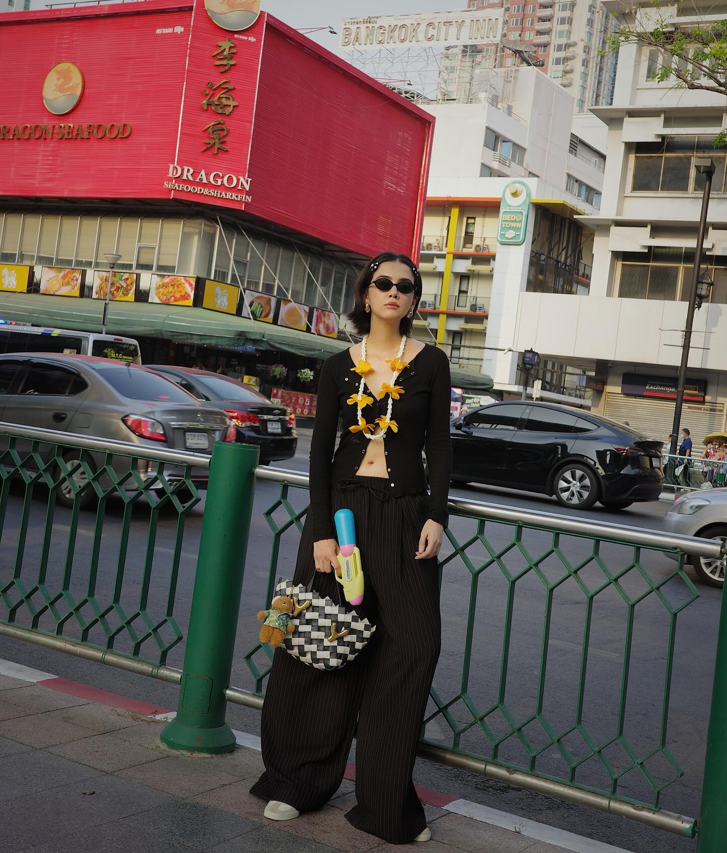 ซาร่า เล็กจ์