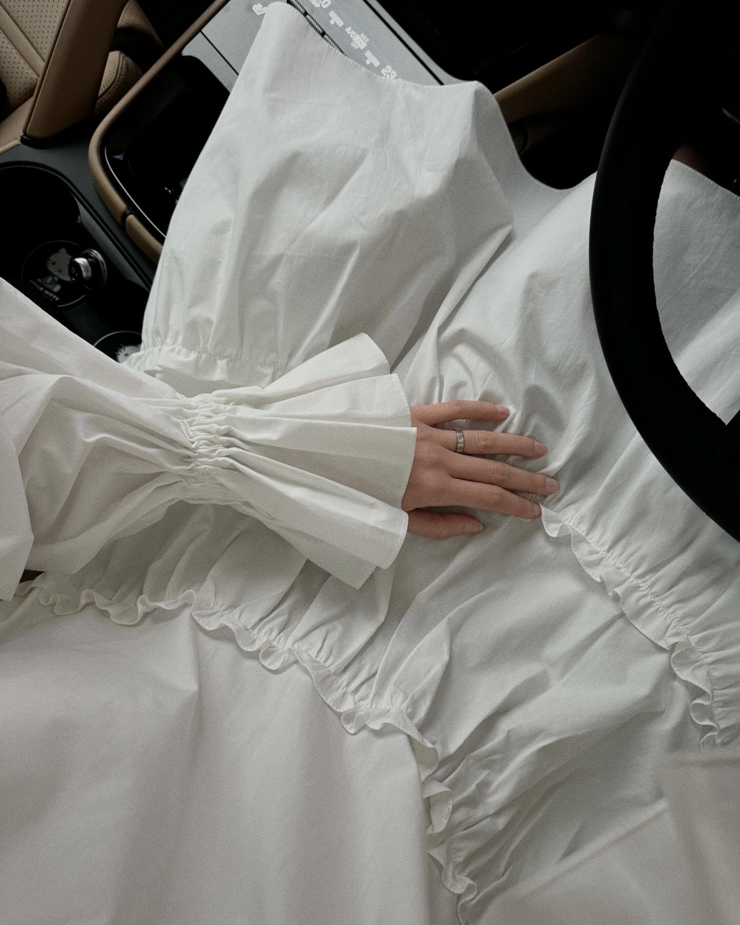 ซาร่า เล็กจ์