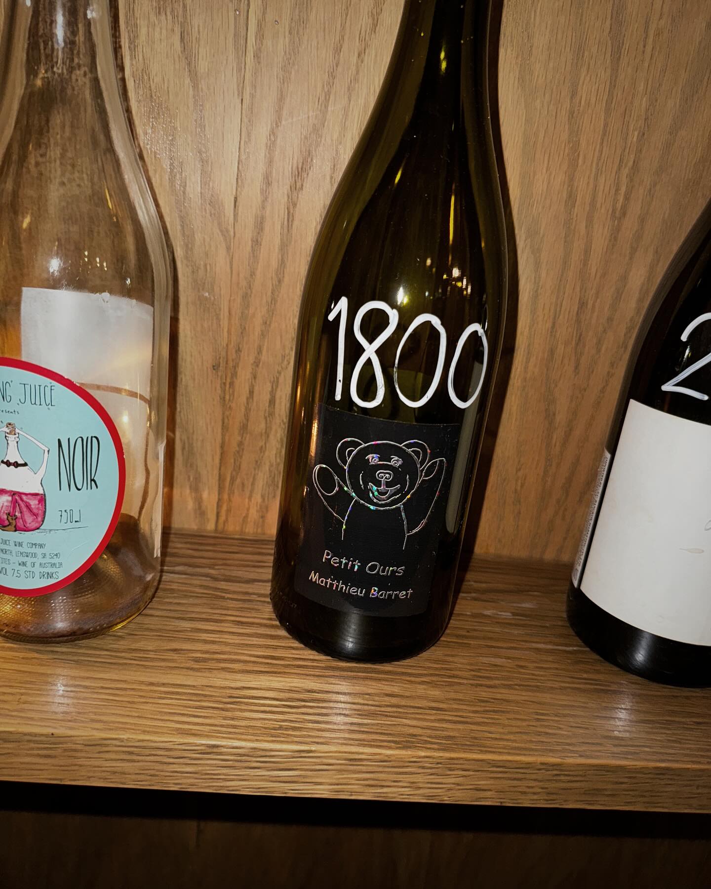 ซาร่า เล็กจ์