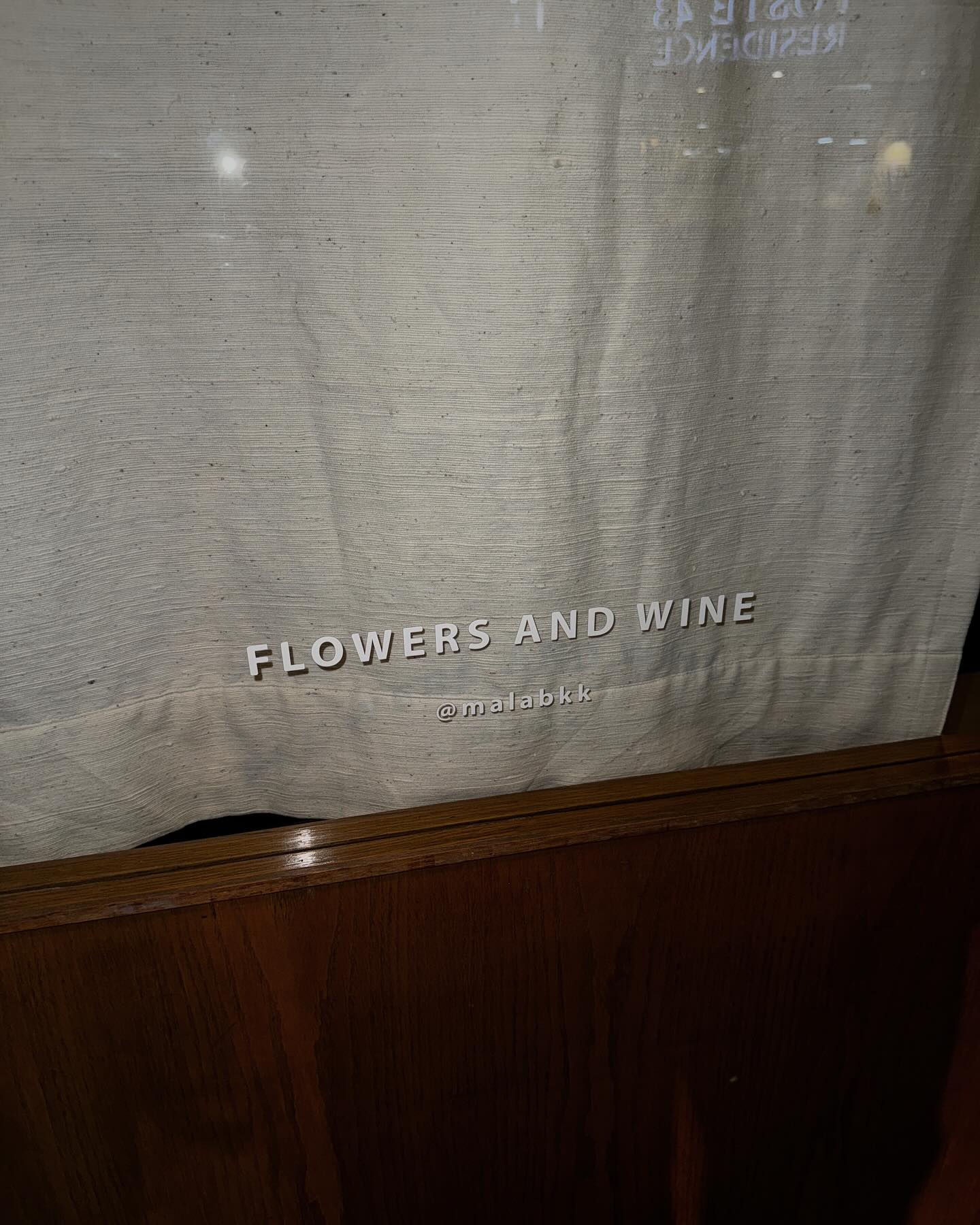 ซาร่า เล็กจ์