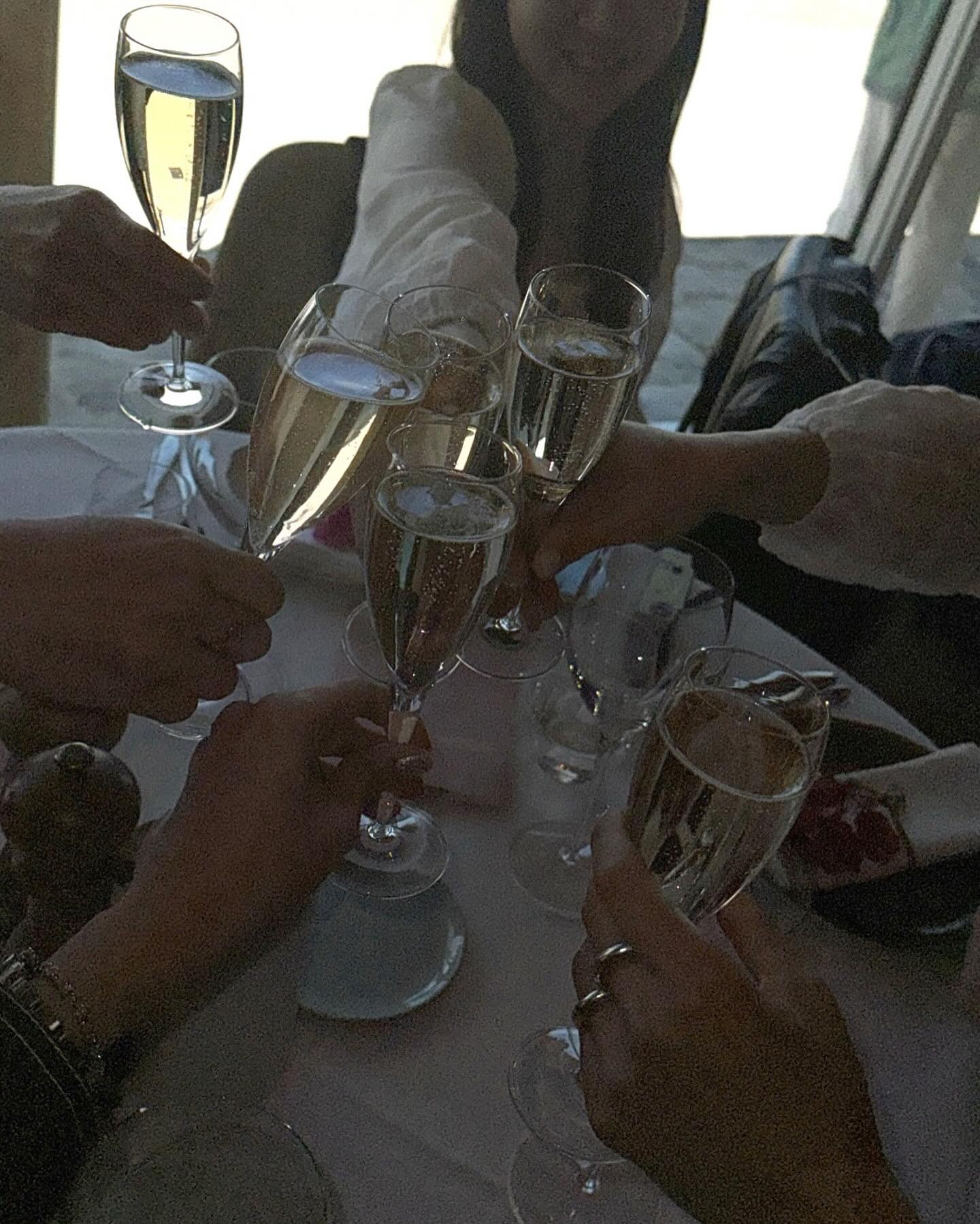 ซาร่า เล็กจ์