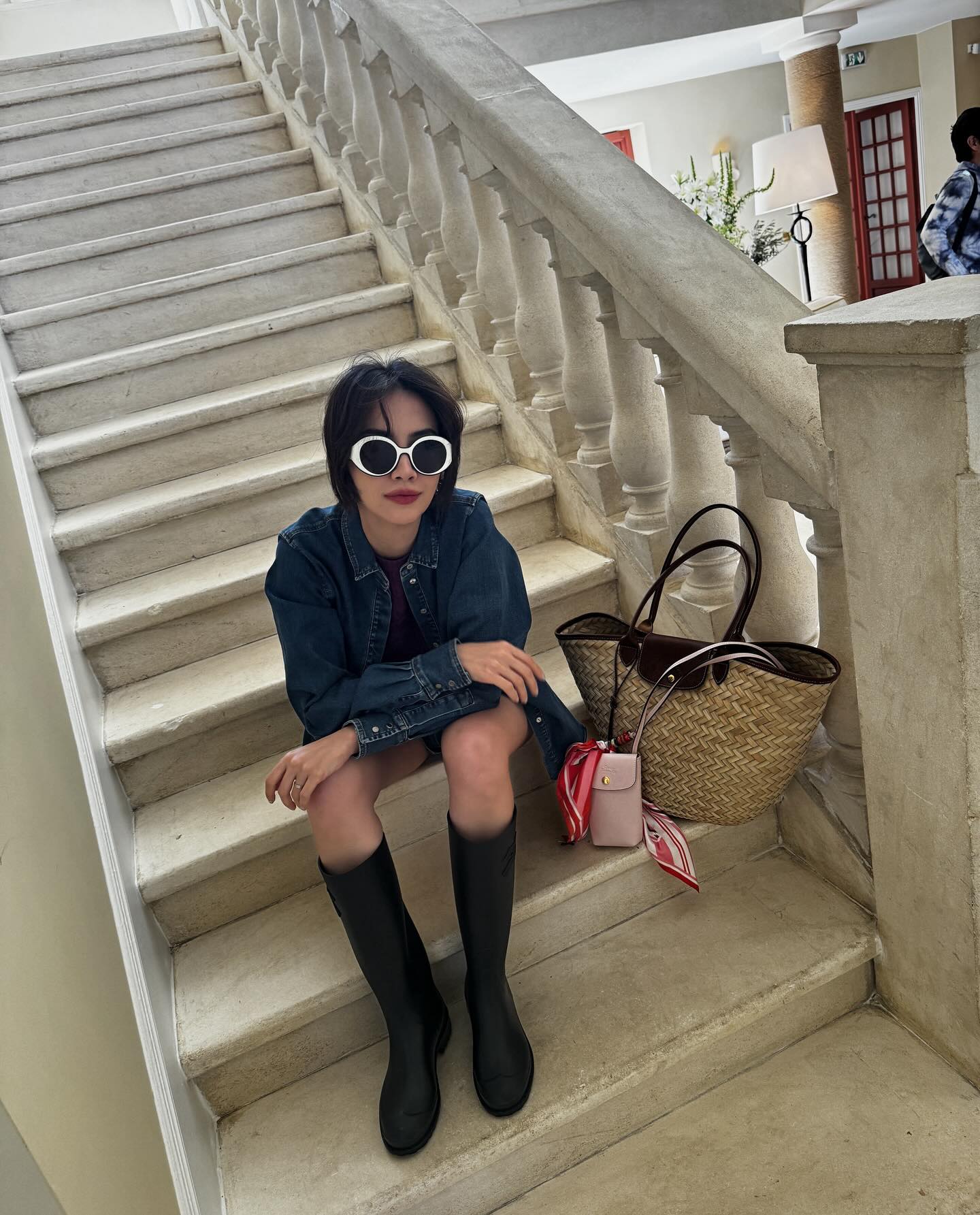 ซาร่า เล็กจ์