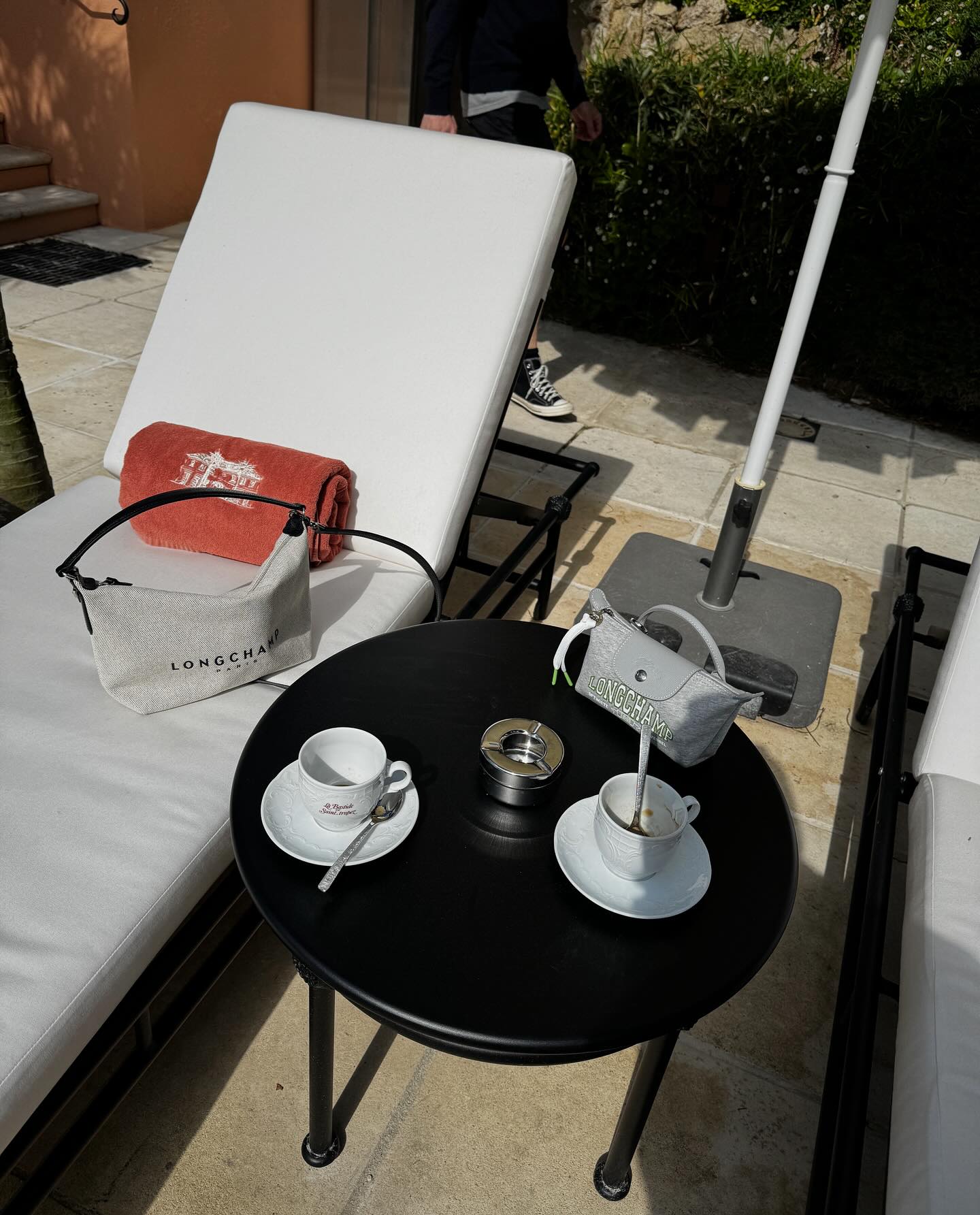 ซาร่า เล็กจ์