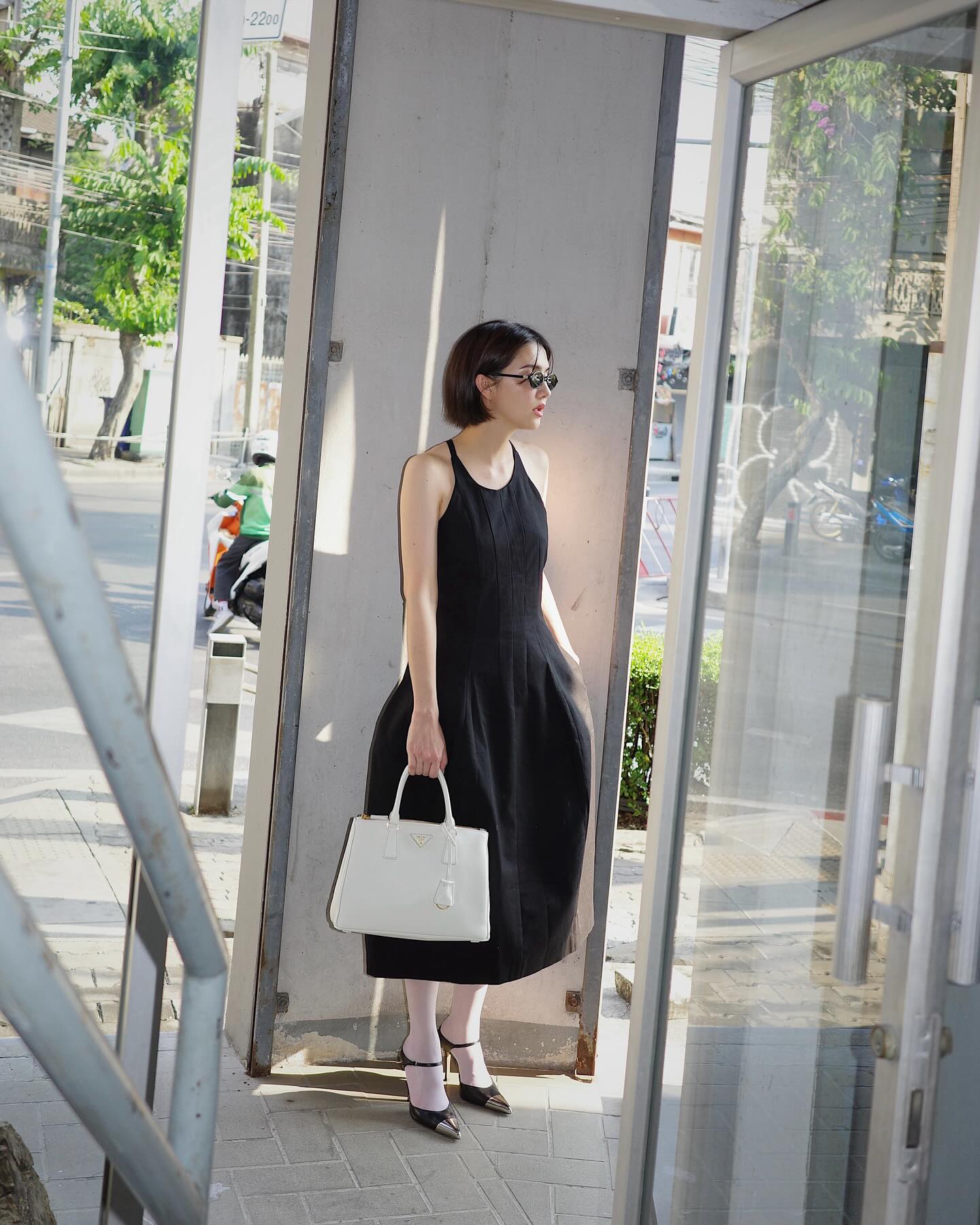 ซาร่า เล็กจ์