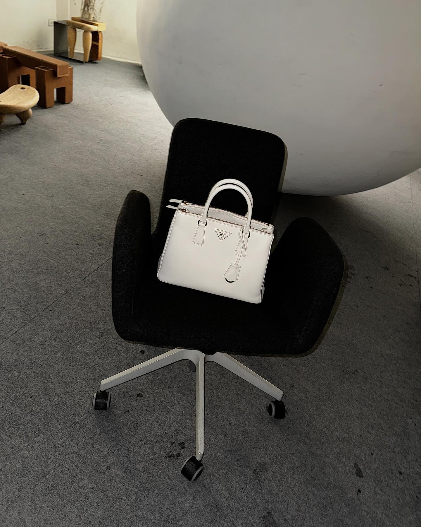 ซาร่า เล็กจ์