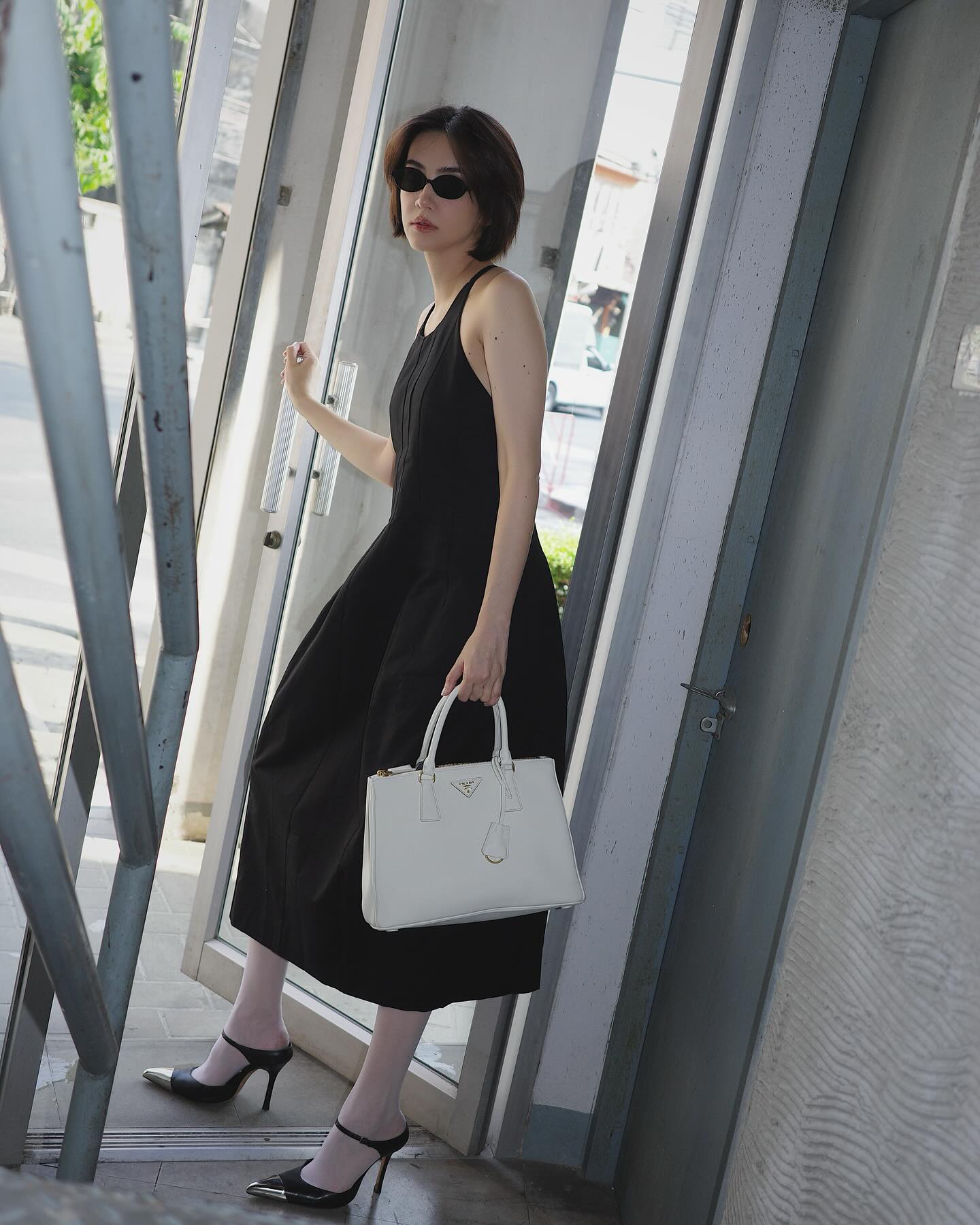 ซาร่า เล็กจ์