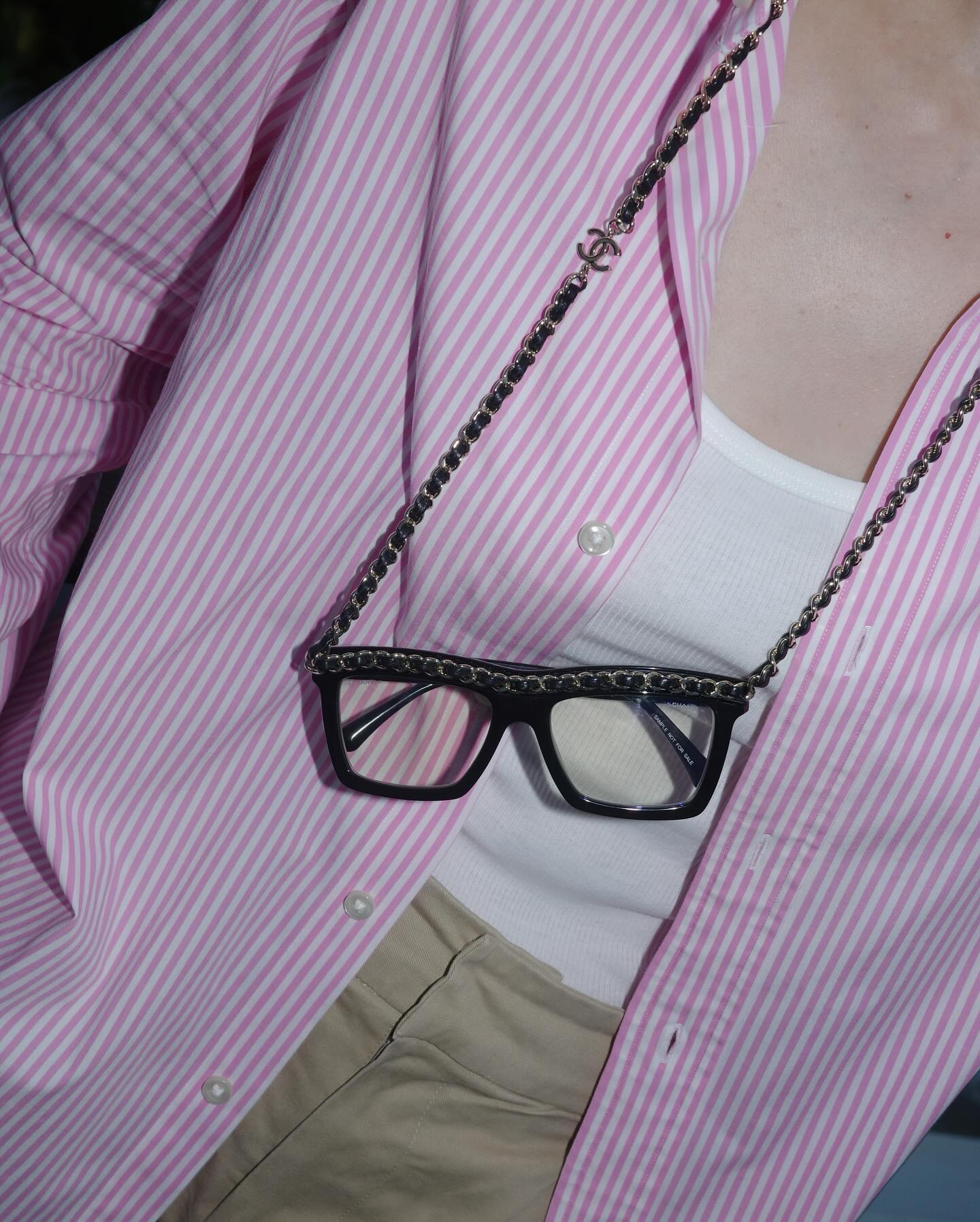 ซาร่า เล็กจ์