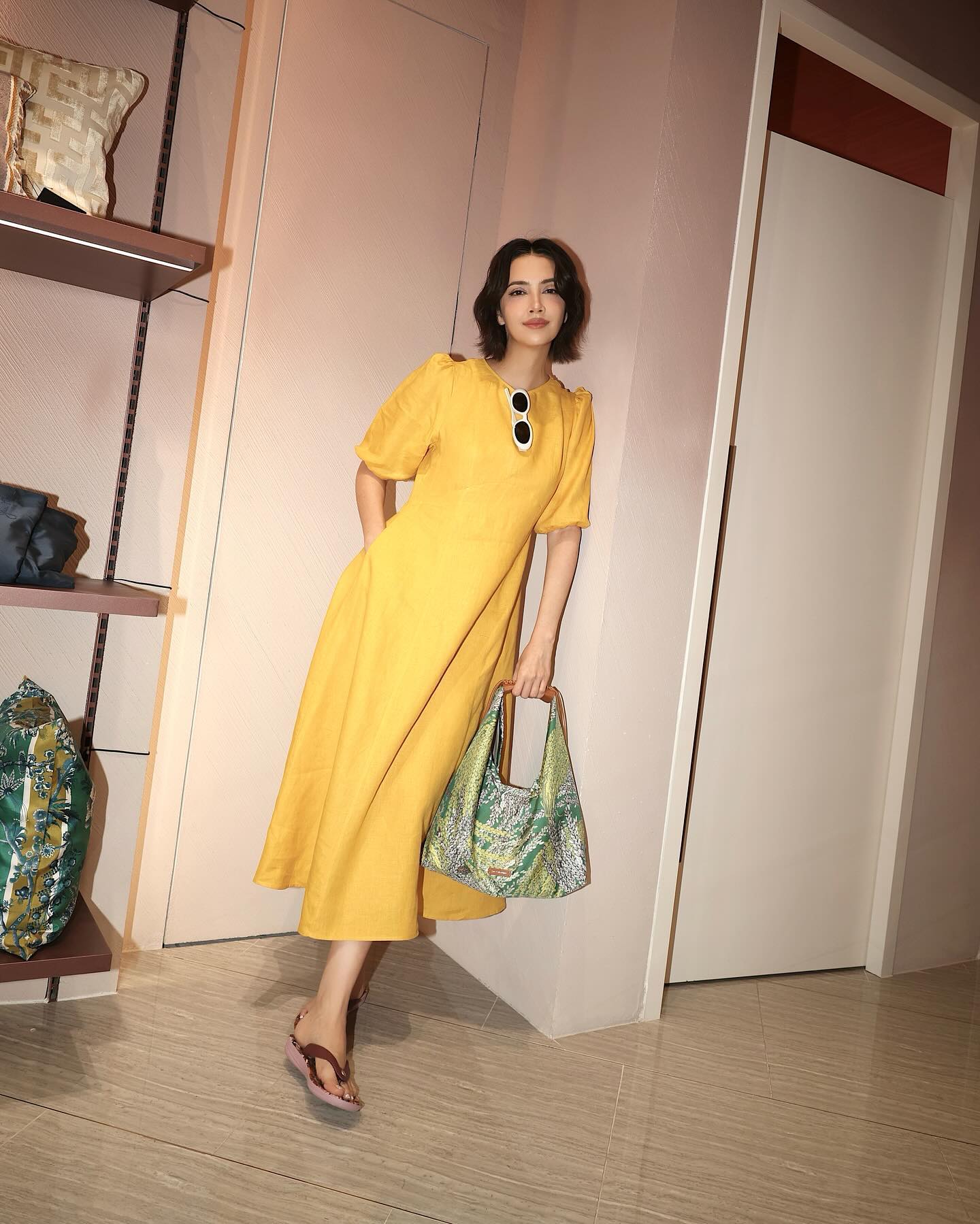 ซาร่า เล็กจ์