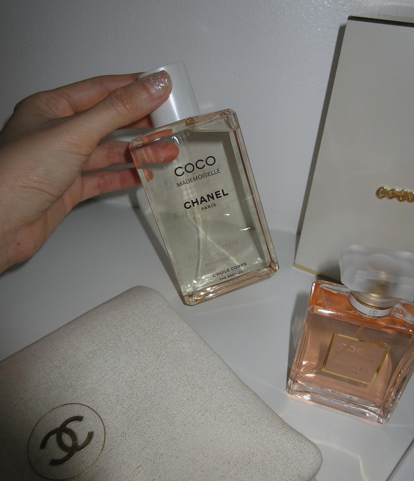 ซาร่า เล็กจ์