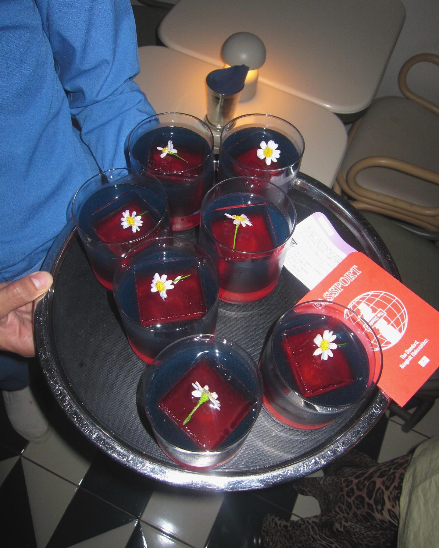 ซาร่า เล็กจ์