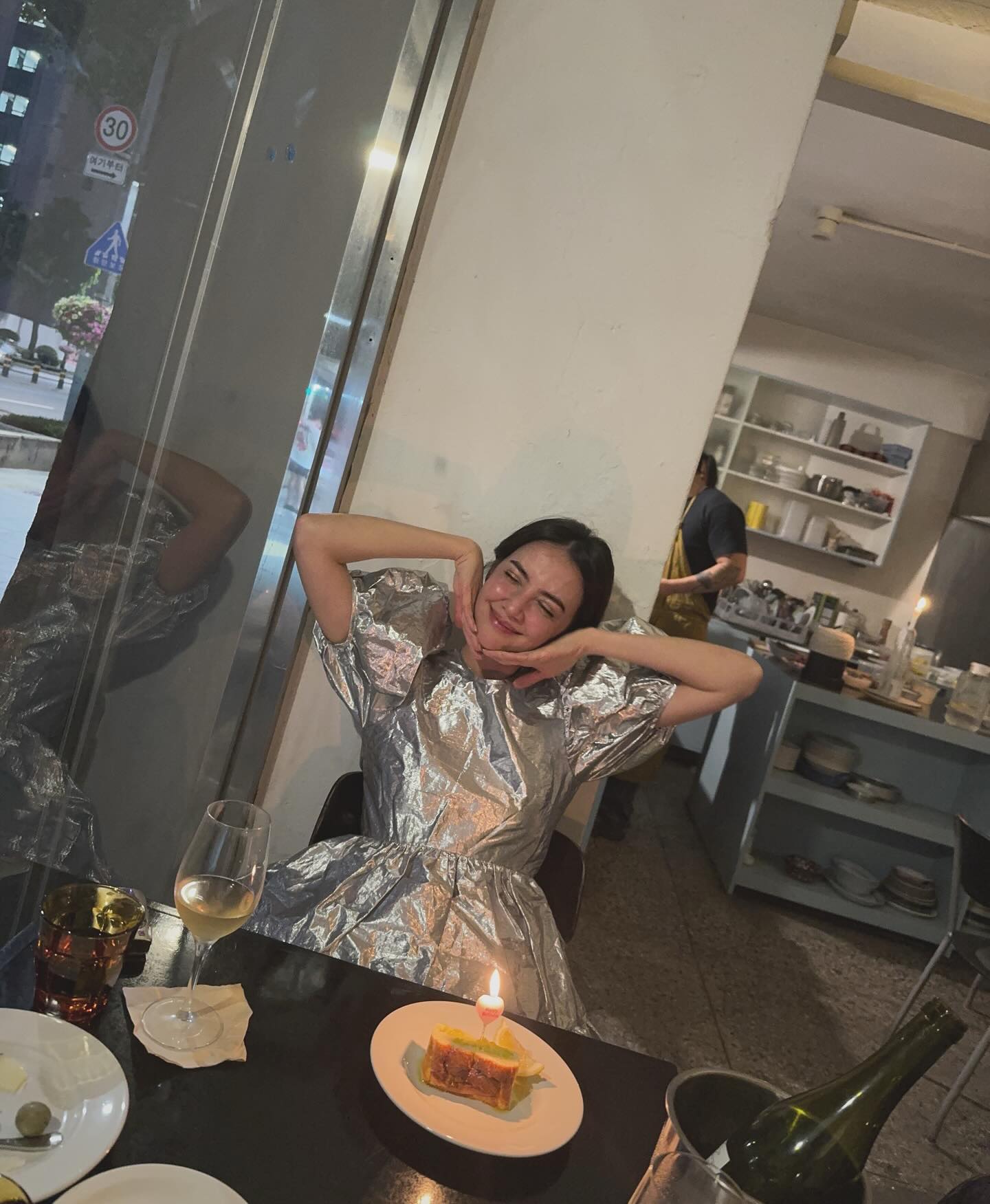 ซาร่า เล็กจ์