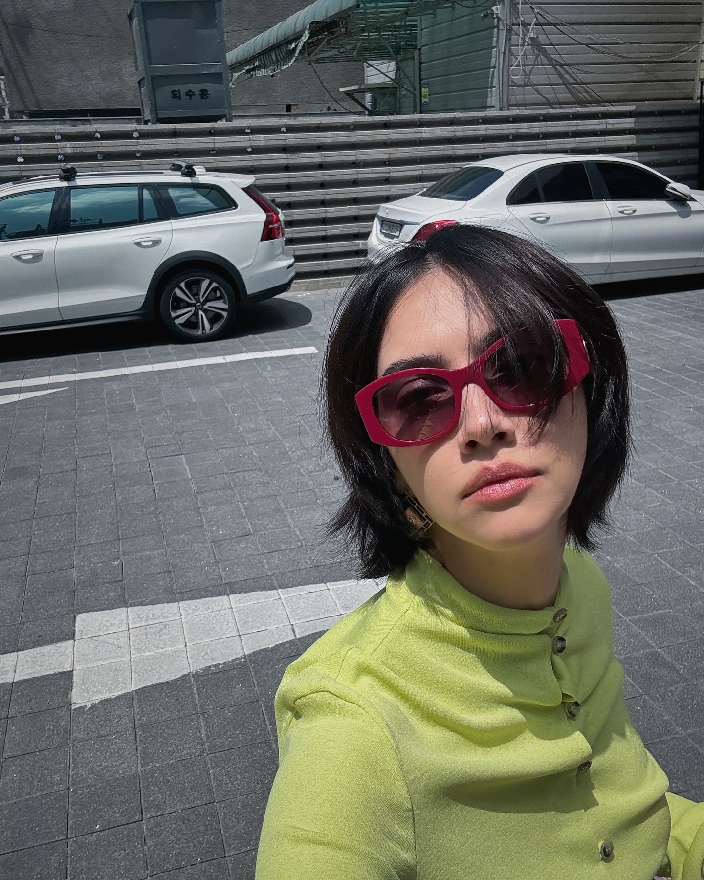 ซาร่า เล็กจ์