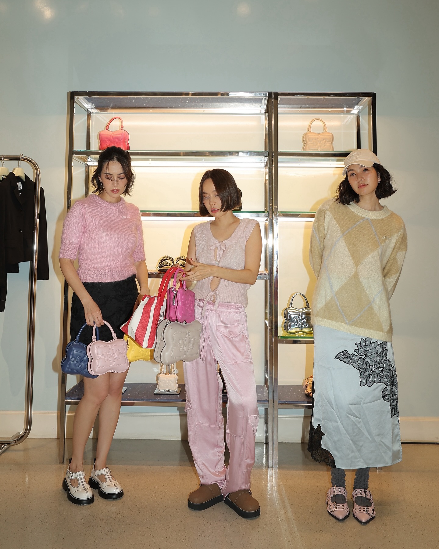 ซาร่า เล็กจ์