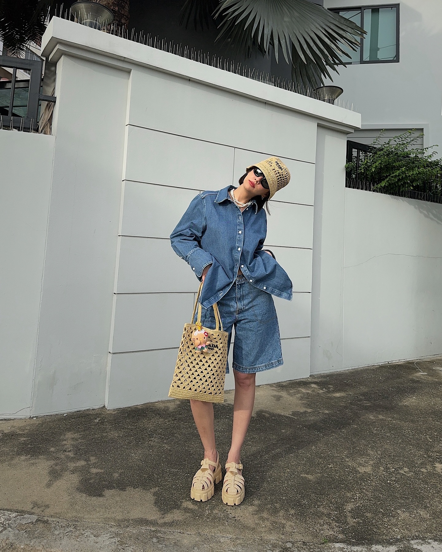 ซาร่า เล็กจ์