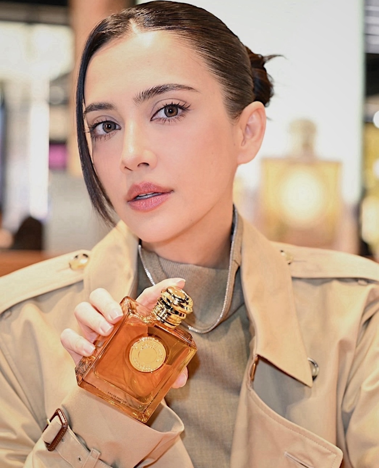 ซาร่า เล็กจ์